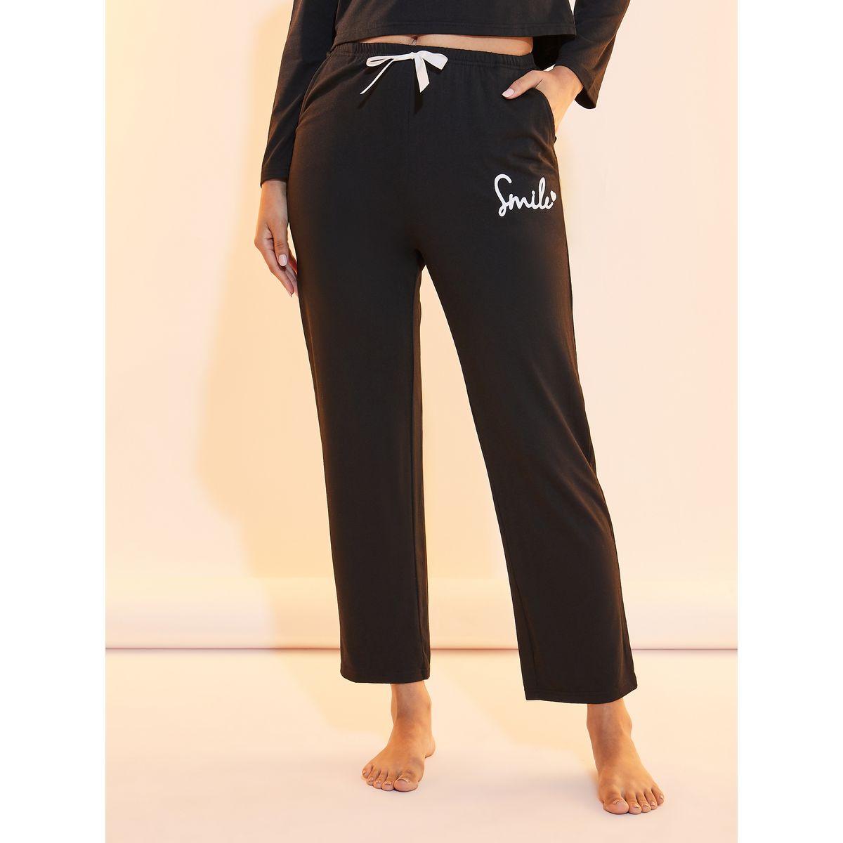 مجموعة من بنطال بيجاما مع تيشيرت بطبعة كتابة-women-clothing-nightwear-pyjamas-longsets-image-5