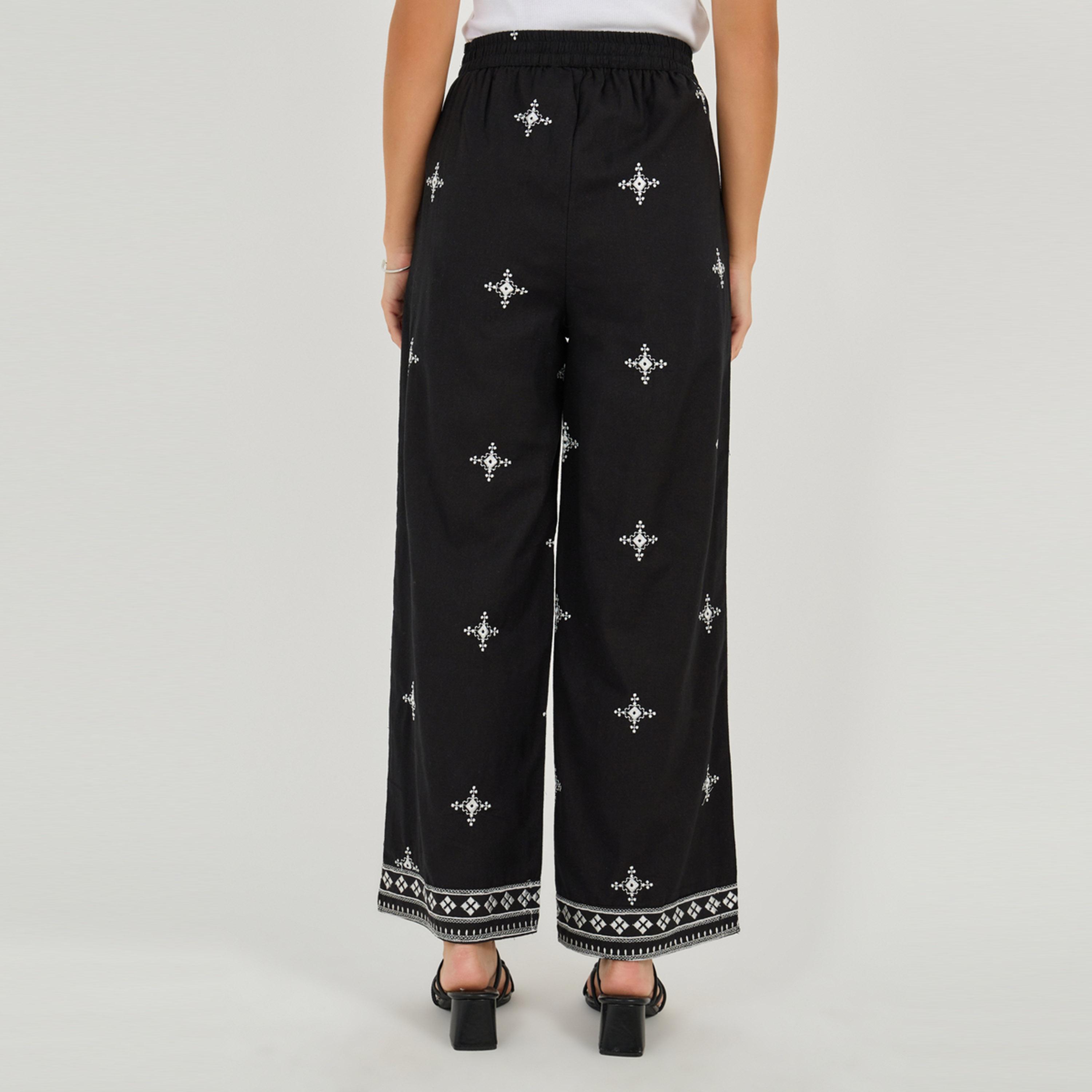 ستايلي - بنطال بقصّة مستقيمة ونمط مطرز-women-clothing-bottoms-trousers-image-4