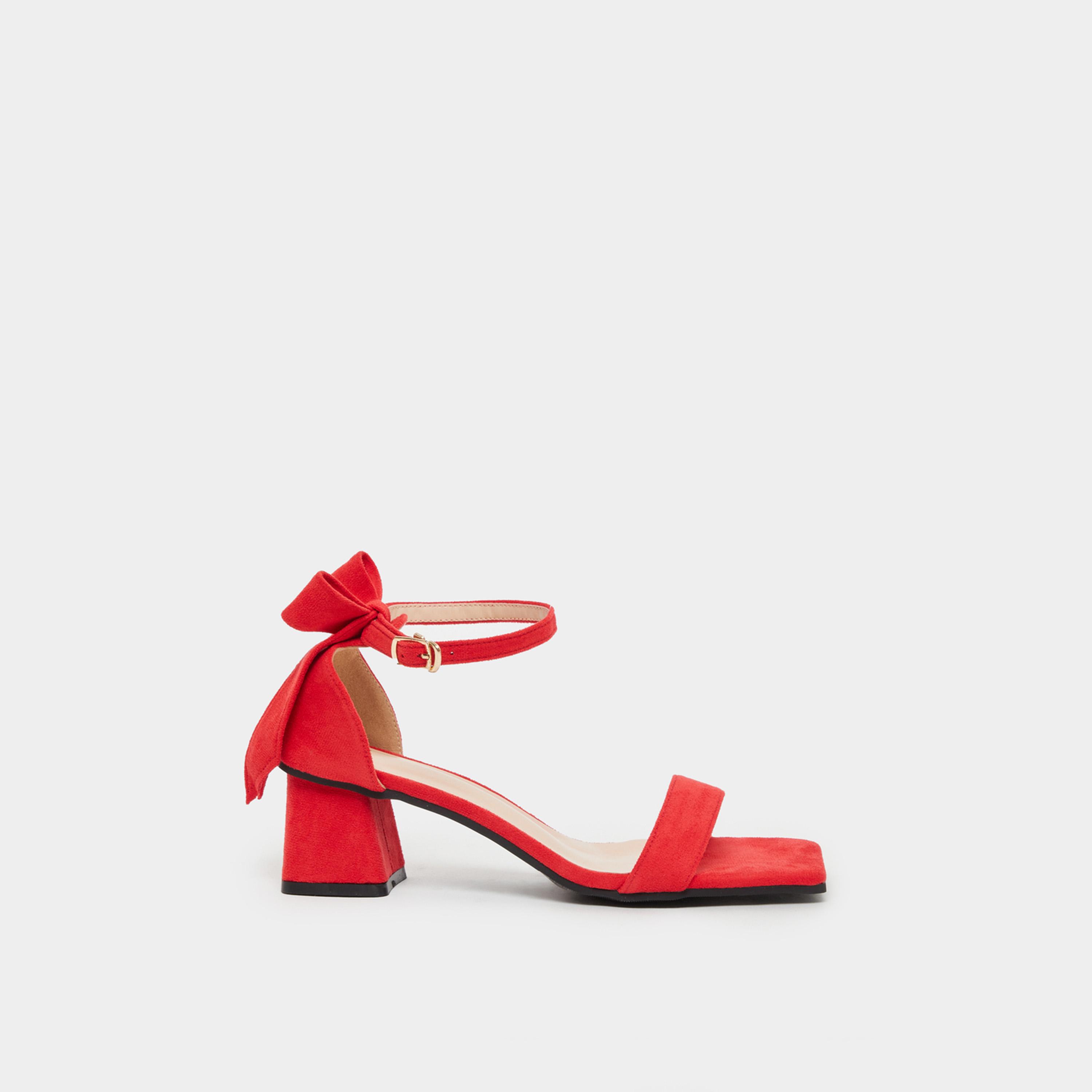ستايلي - صندل بكعب عريض وحزام للكاحل وتفاصيل فيونكة من الخلف-women-shoes-sandals-heeled-image-1