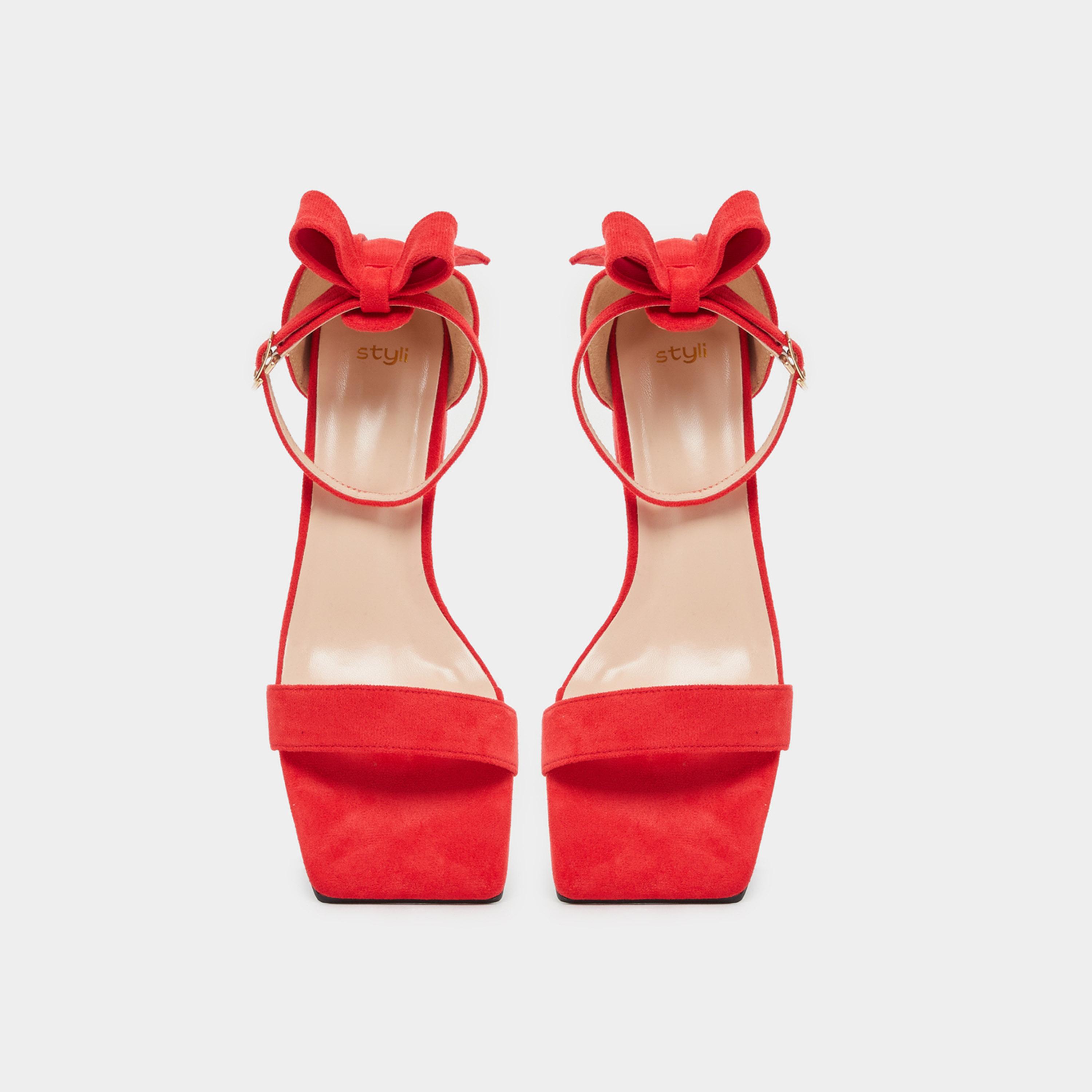 ستايلي - صندل بكعب عريض وحزام للكاحل وتفاصيل فيونكة من الخلف-women-shoes-sandals-heeled-image-5