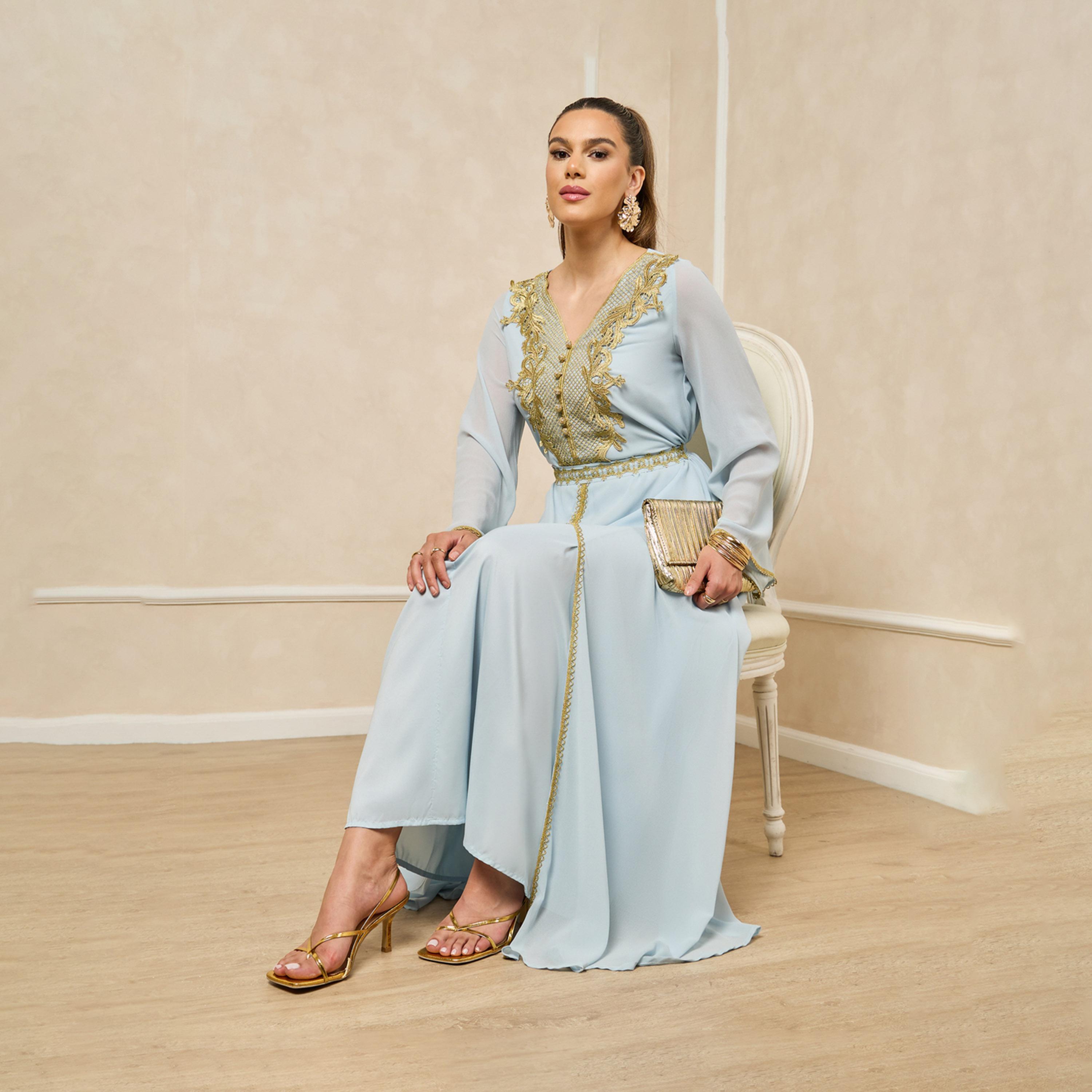 Styli Embroidered V-Neck Lace Insert Kaftan With Buttons Detail-women-arabicclothing-kaftan-image-2