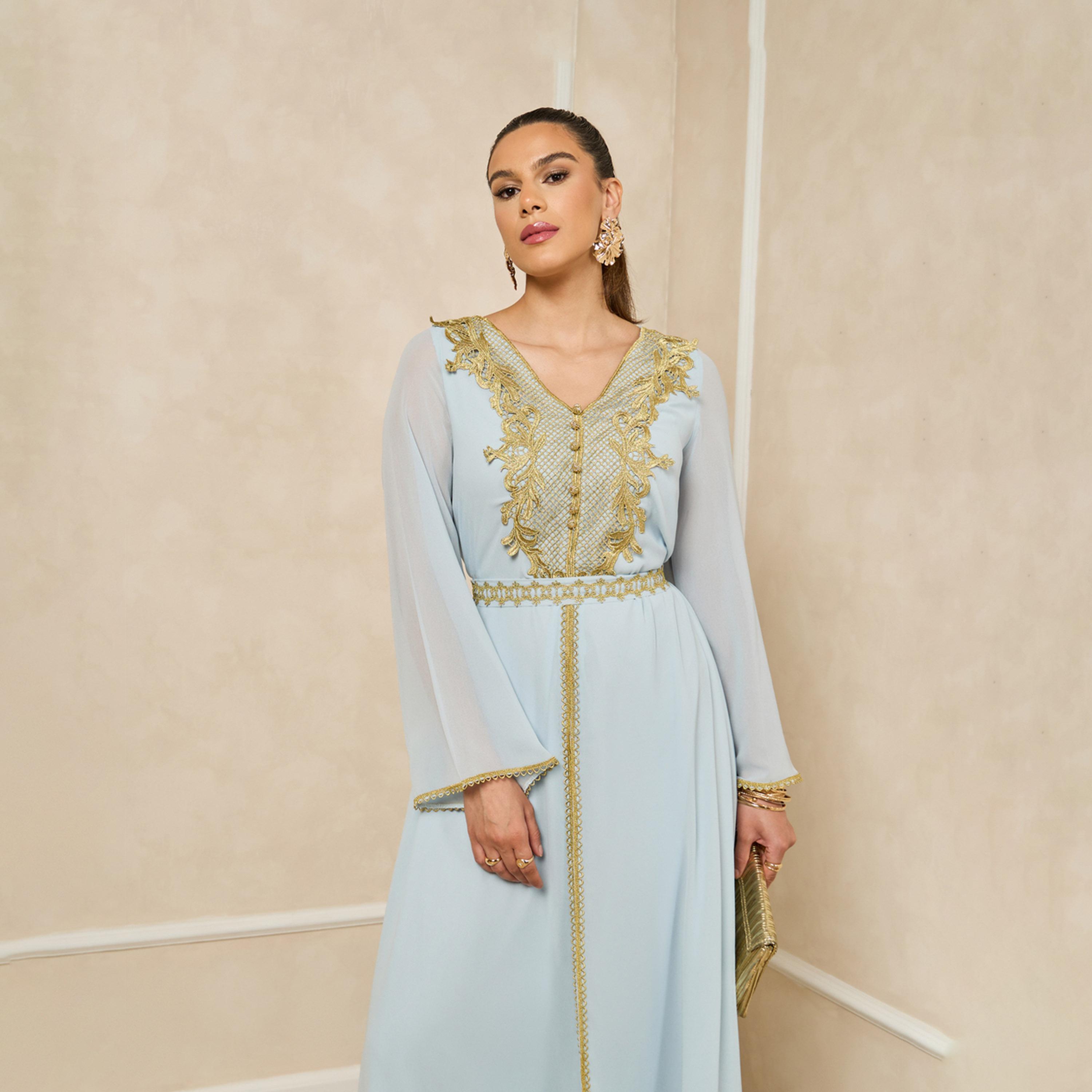 Styli Embroidered V-Neck Lace Insert Kaftan With Buttons Detail-women-arabicclothing-kaftan-image-3