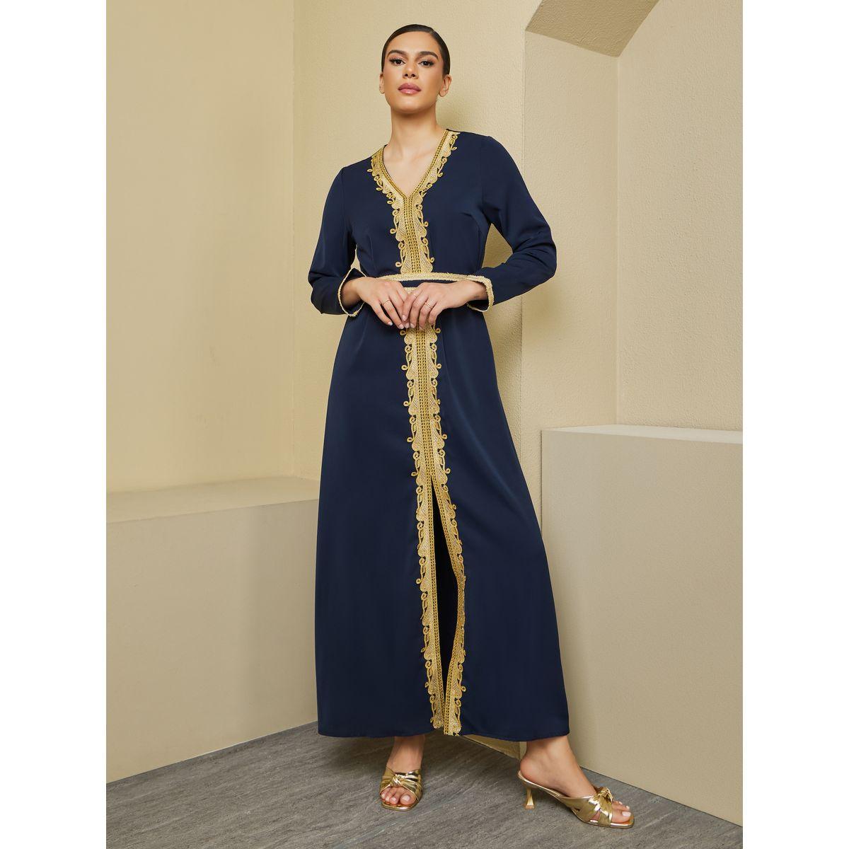 Styli A-Line Front Slit Belted Kaftan with Lace Detail-women-arabicclothing-kaftan-image-2