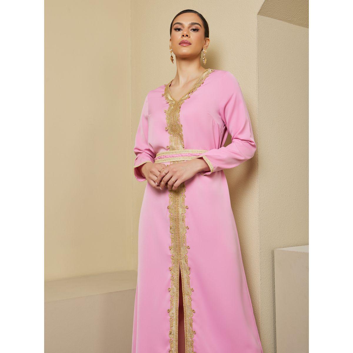 Styli A-Line Front Slit Belted Kaftan with Lace Detail-women-arabicclothing-kaftan-image-3