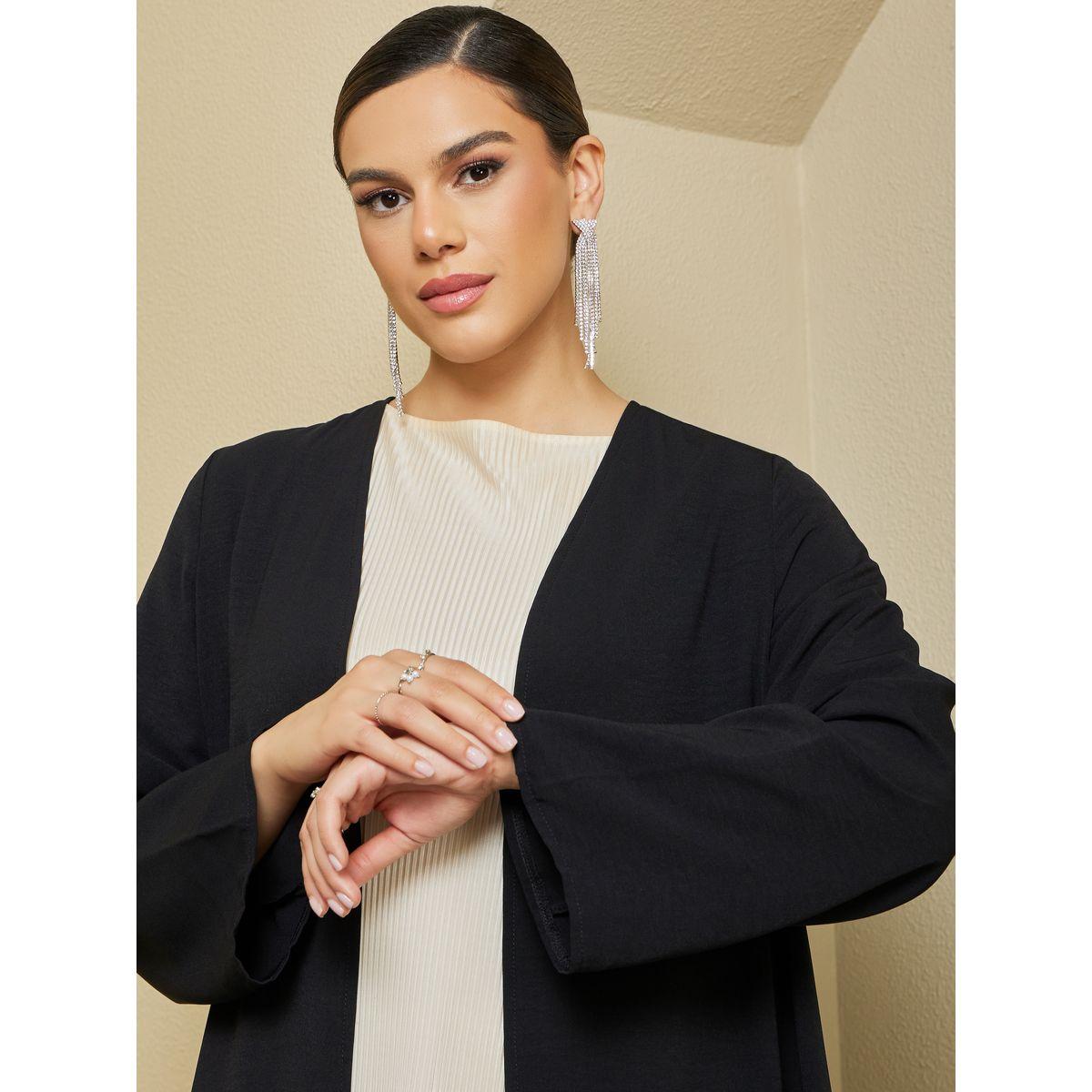عباية بنسيج كريب بتفاصيل مفتوحة-women-arabicclothing-abayas-image-4