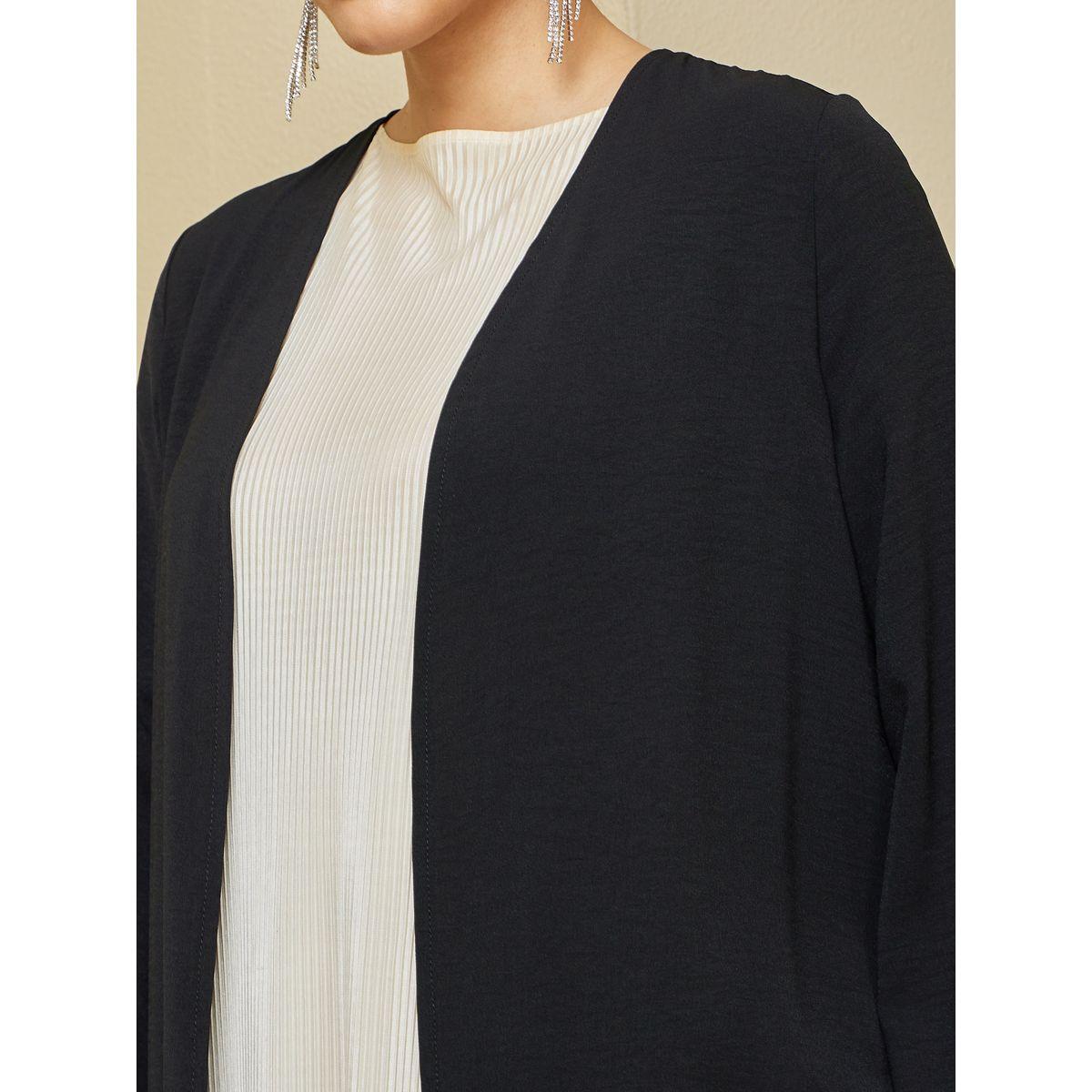 عباية بنسيج كريب بتفاصيل مفتوحة-women-arabicclothing-abayas-image-5