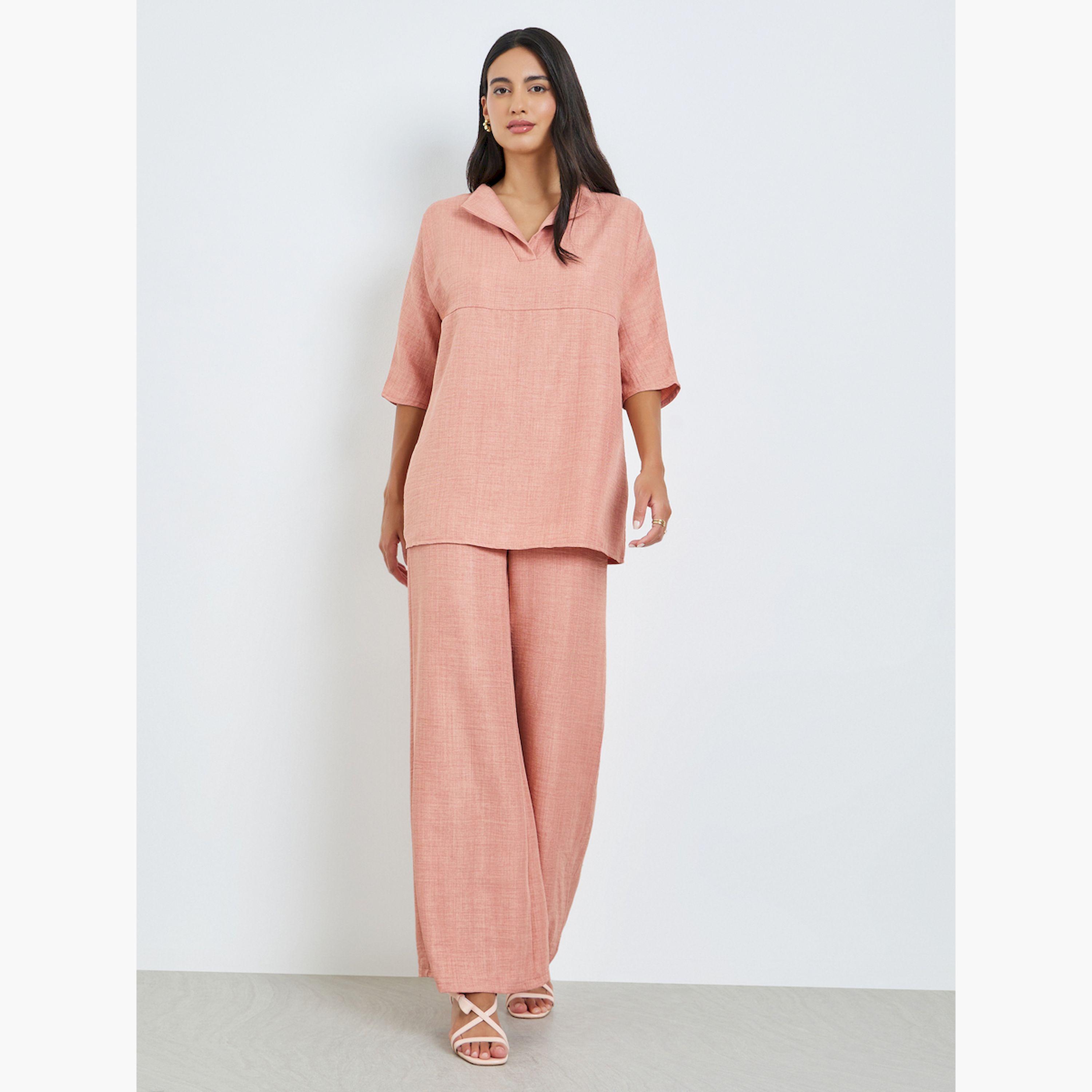 طقم منسق من بنطال بأرجل واسعة وبلوزة فضفاضة-women-arabicclothing-sets-image-1