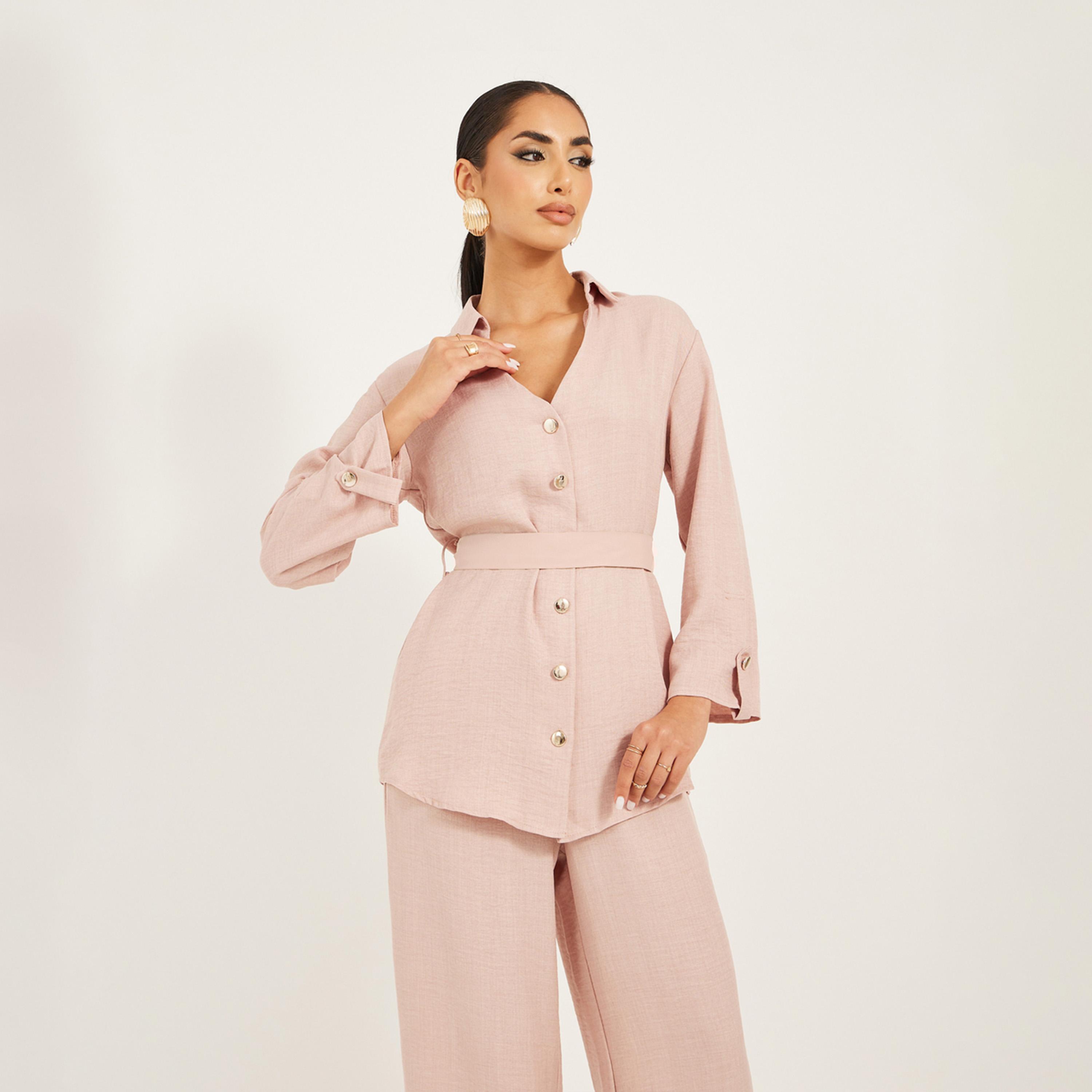 ستايلي - طقم محتشم من قميص طويل بقصّة عادية بأزرار ذهبية وبنطال واسع الساق-women-arabicclothing-sets-image-3
