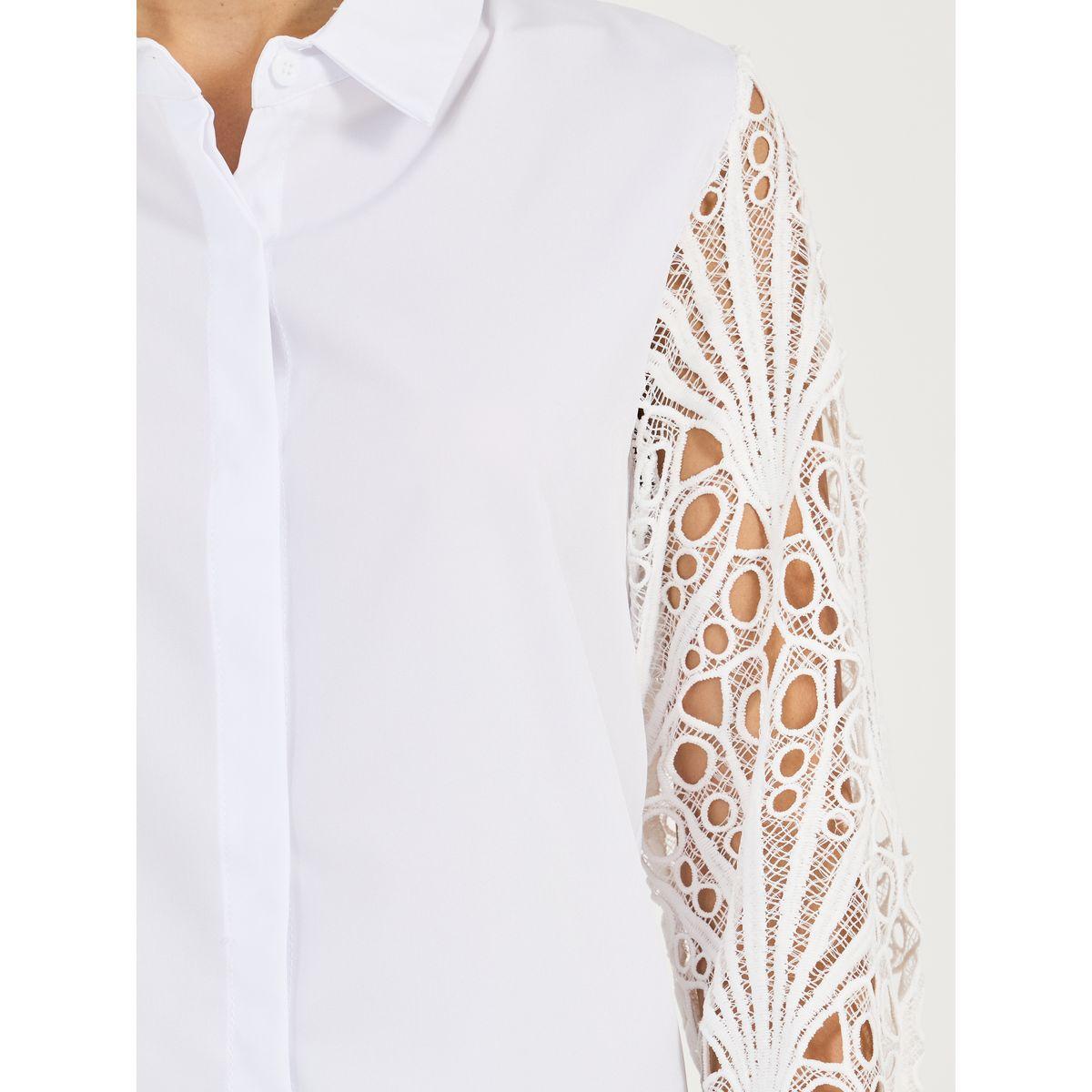 بلوزة بتفاصيل دانتيل وقصة عادية-women-clothing-shirtsandblouses-shirts-image-2