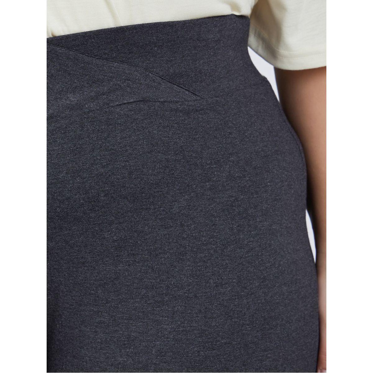 Styli Plus Size V Shaped Waistband Flared Leggings-women-clothing-bottoms-leggings-image-3