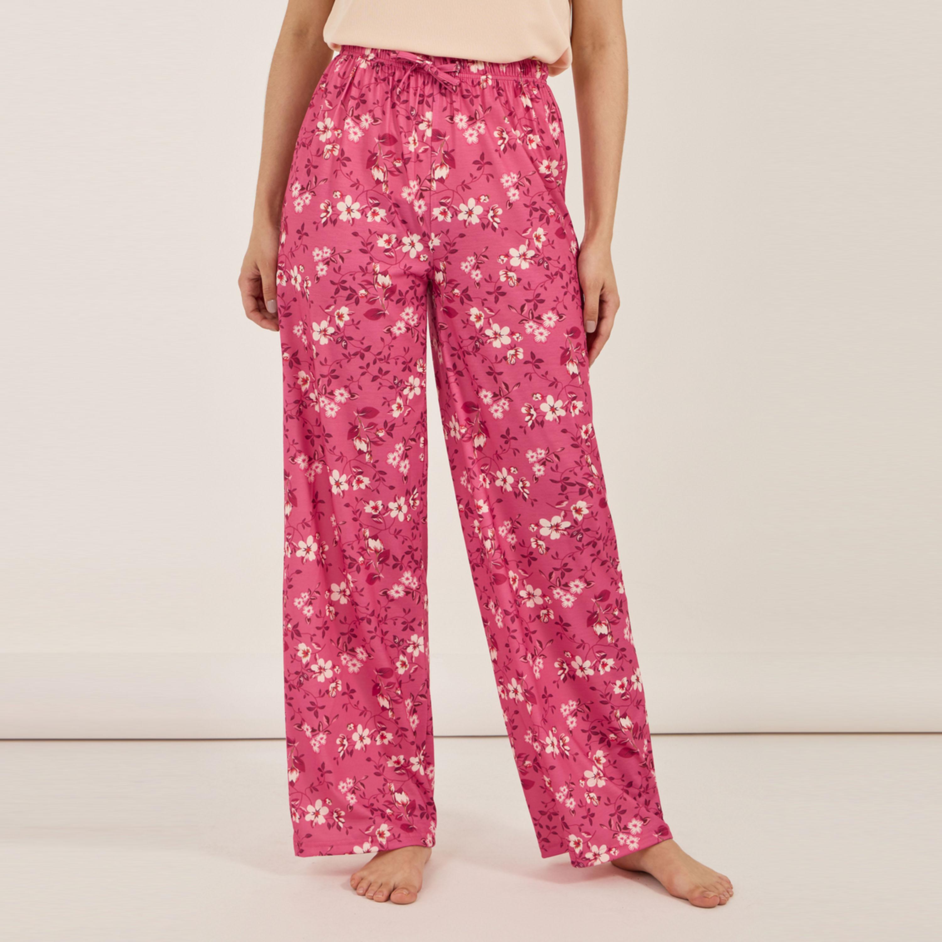 Styli Unwind Rib Placket T-Shirt & Ditsy Floral Print Pyjama Set-women-clothing-nightwear-pyjamas-longsets-image-5