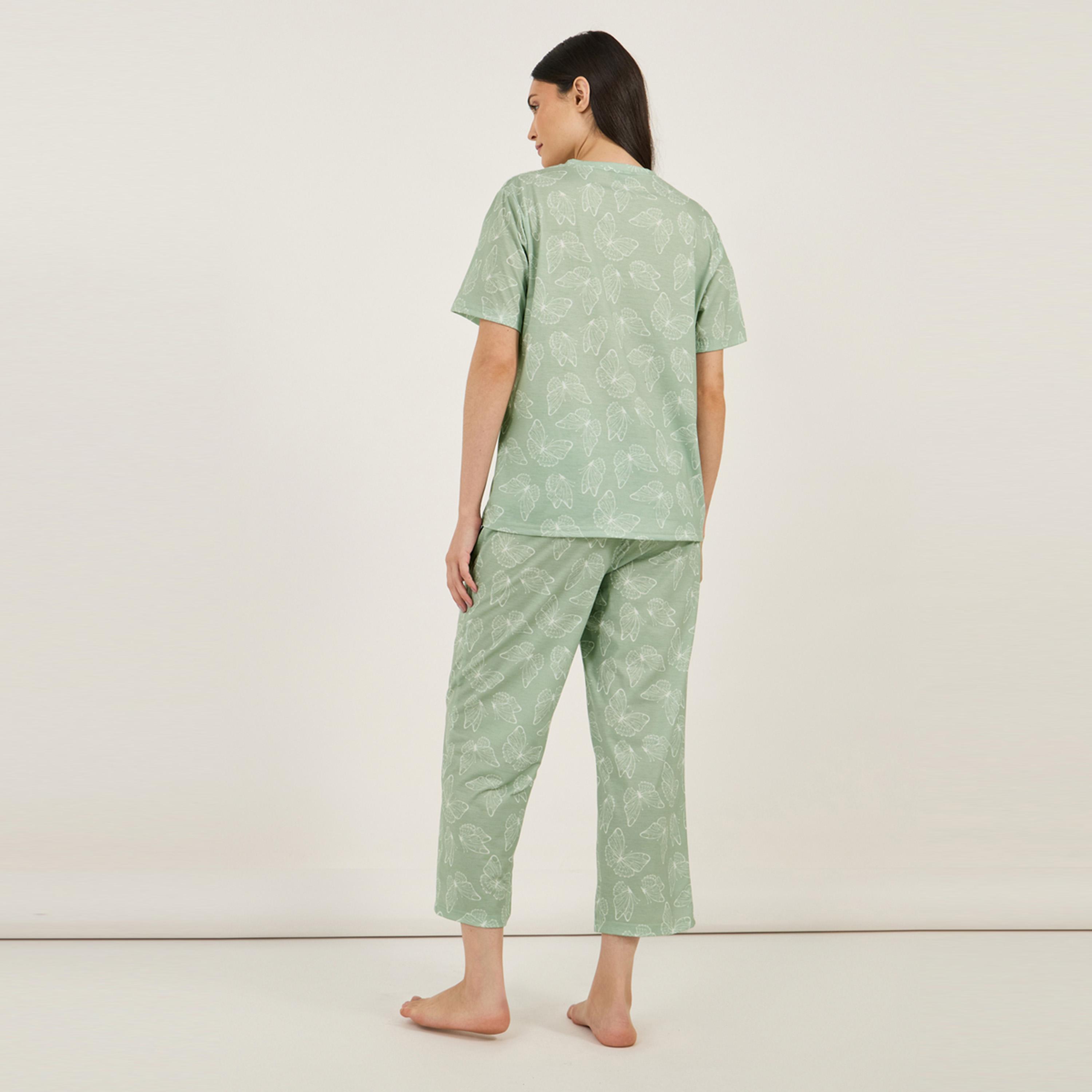Styli Unwind All Over Butterfly T-Shirt & Capri Set-women-clothing-nightwear-pyjamas-longsets-image-6