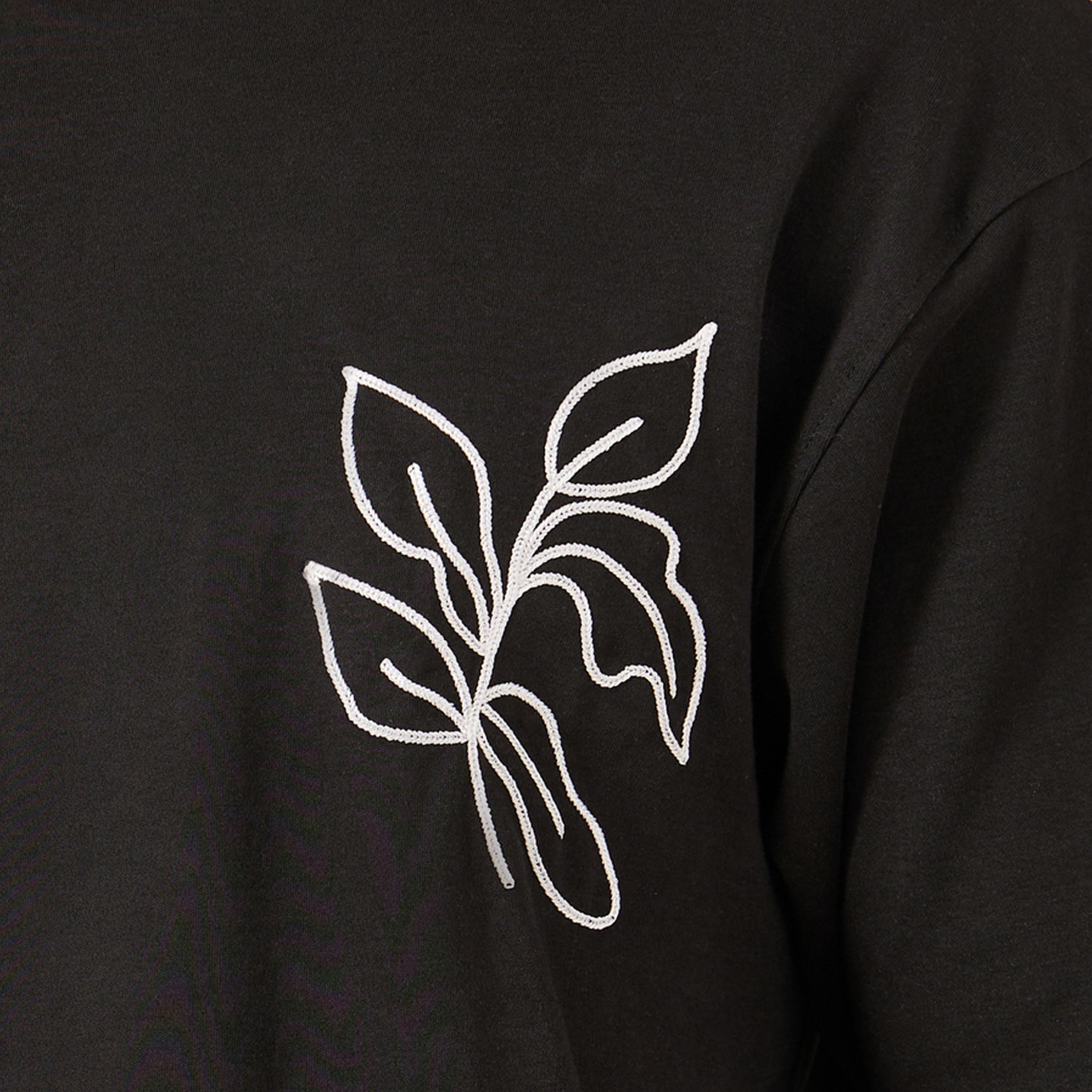 Styli Embroidered Oversized T-Shirt and Shorts Co-Ords-men-clothing-coordsets-image-3