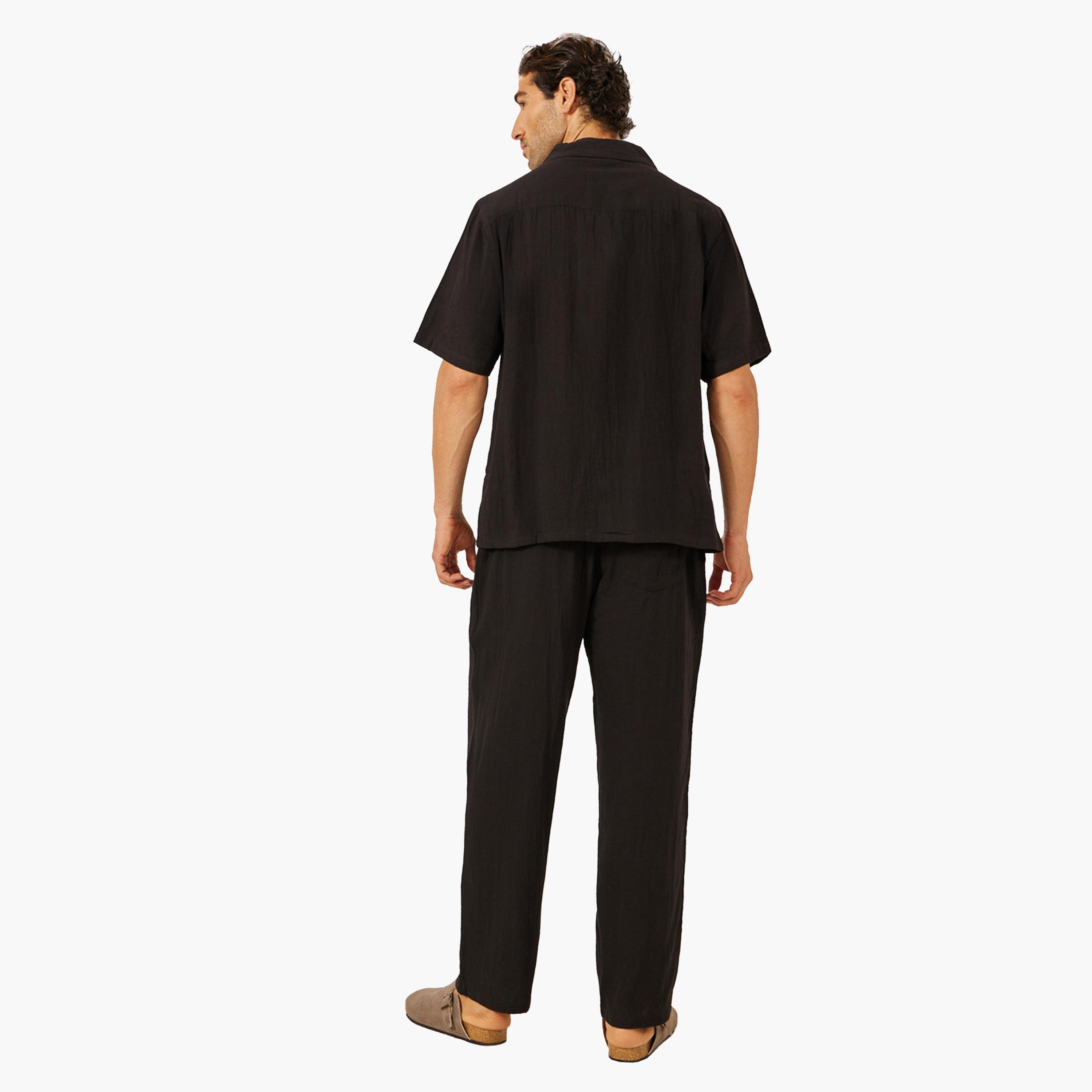 ستايلي - طقم قميص سادة بقصة مريحة مع بنطال-men-clothing-coordsets-image-4