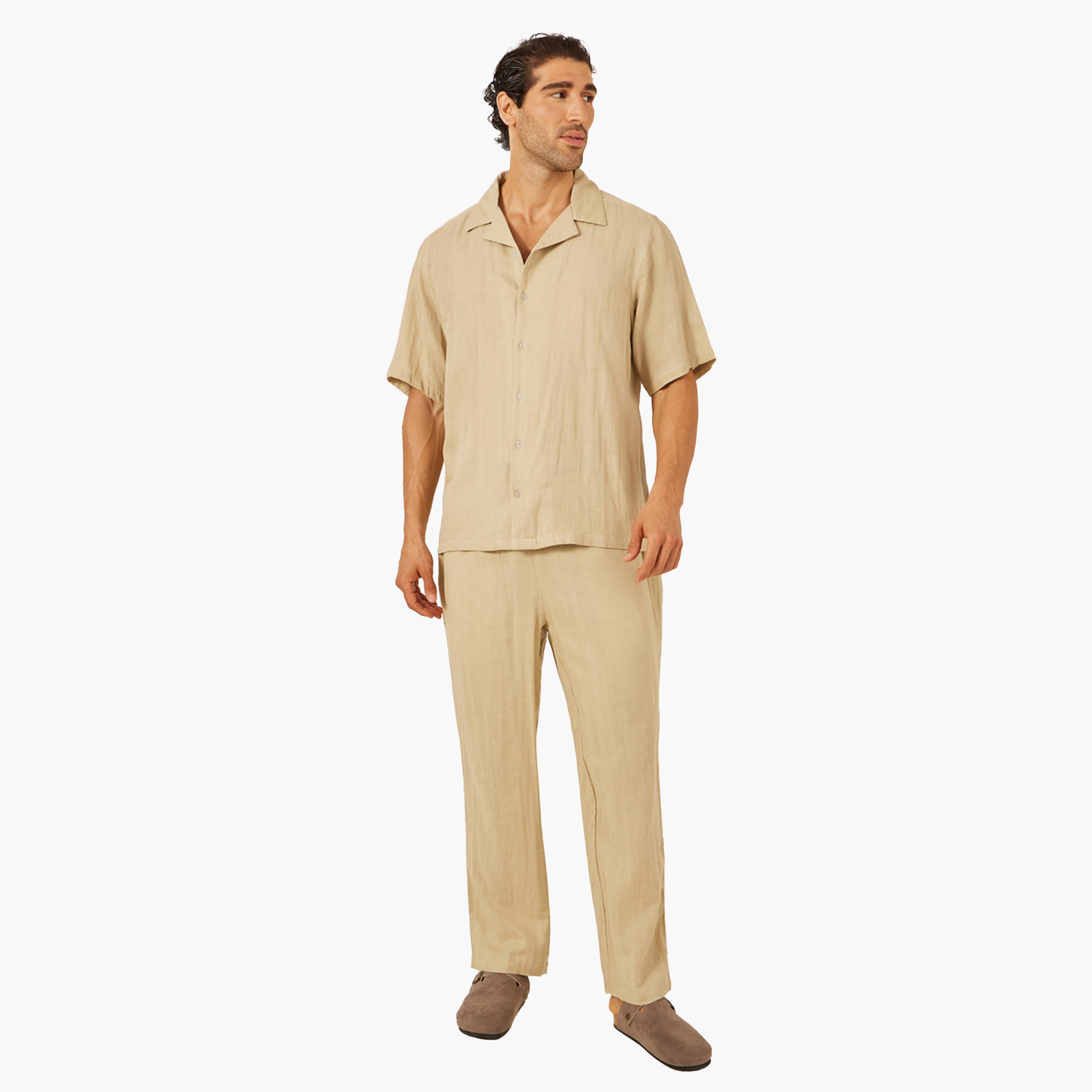 ستايلي - طقم قميص سادة بقصة مريحة مع بنطال-men-clothing-coordsets-image-1