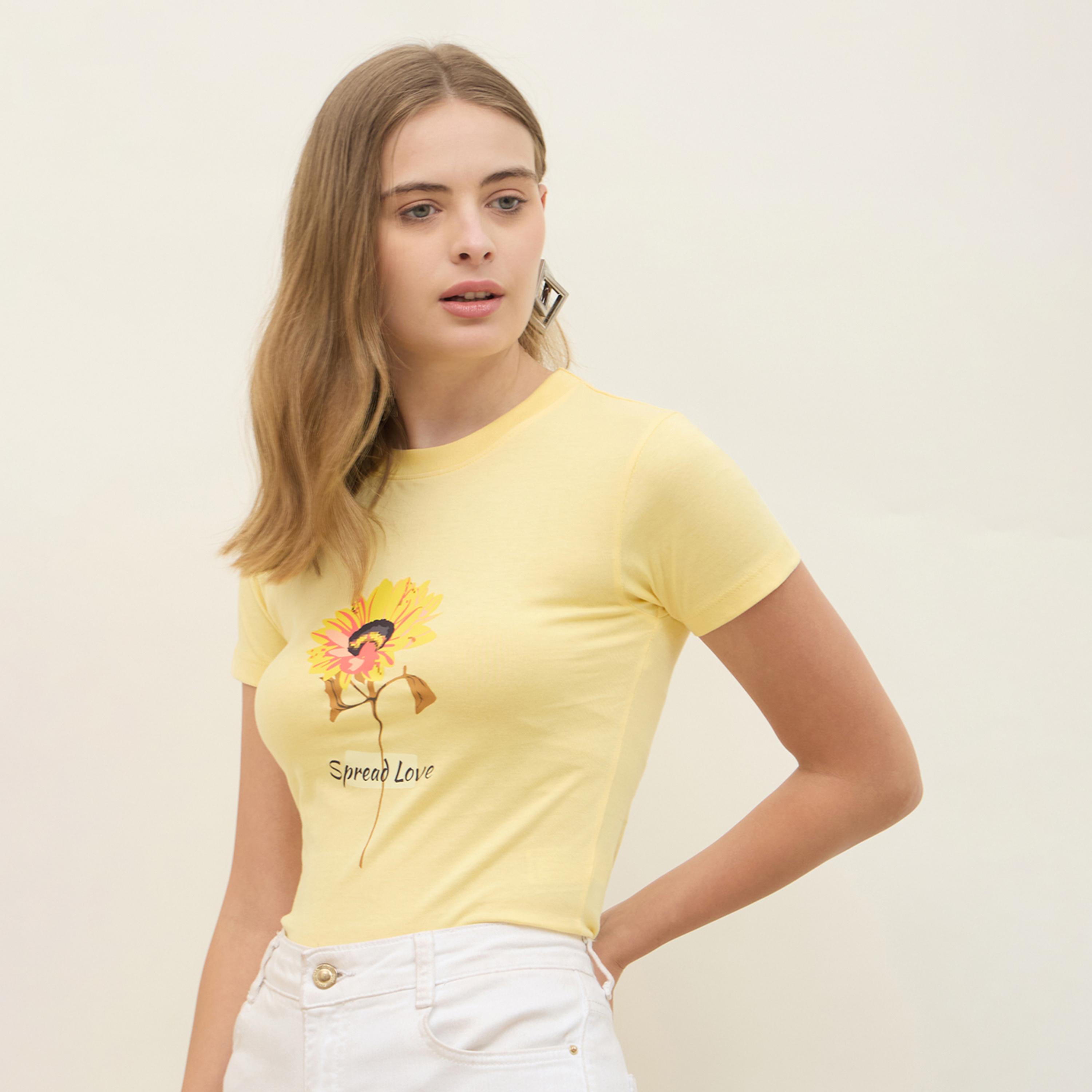 Styli Graphic Print Short Sleeve Fitted T-Shirt-women-clothing-tshirts-image-3