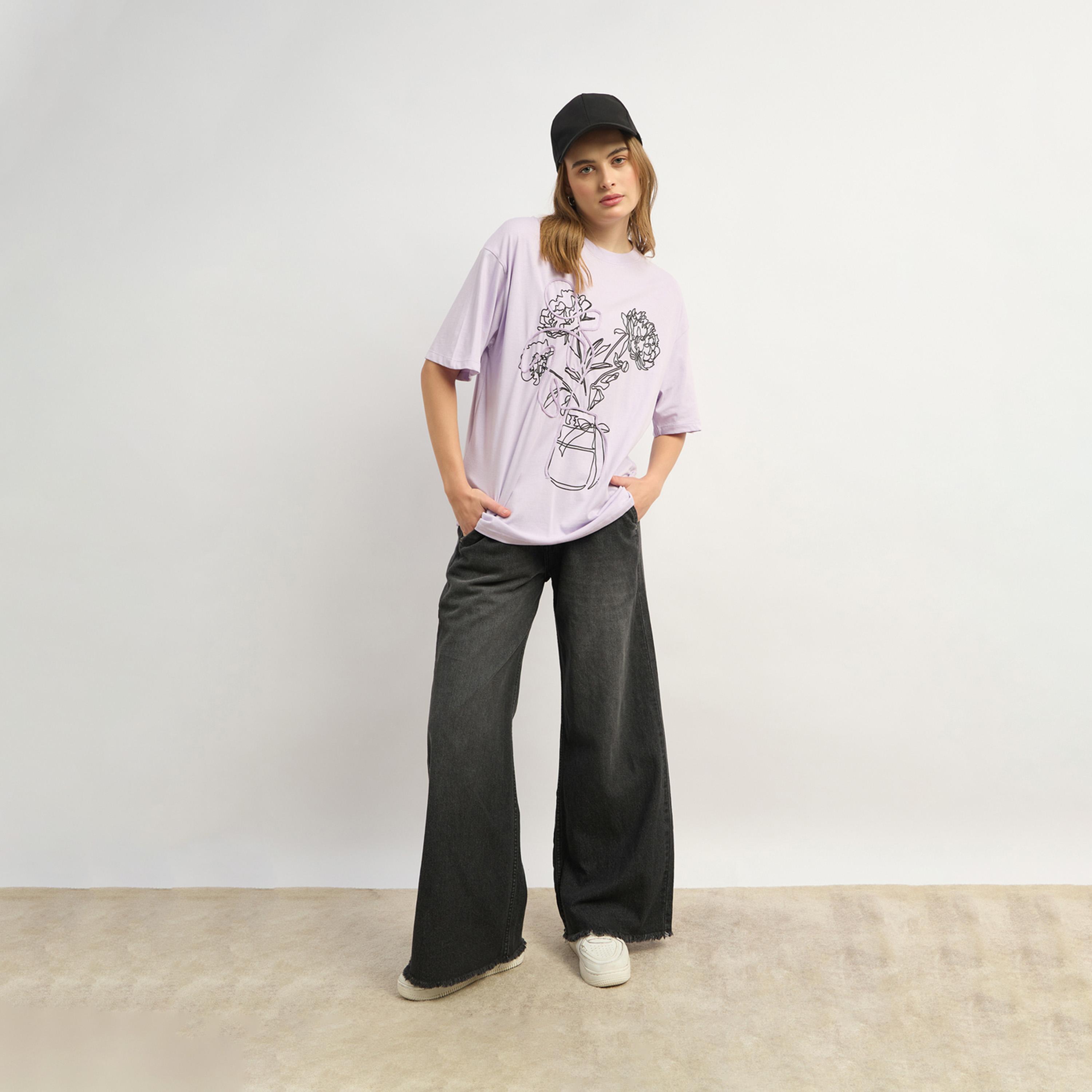 Styli Graphic Print Round Neck Oversized T-Shirt-women-clothing-tshirts-image-1