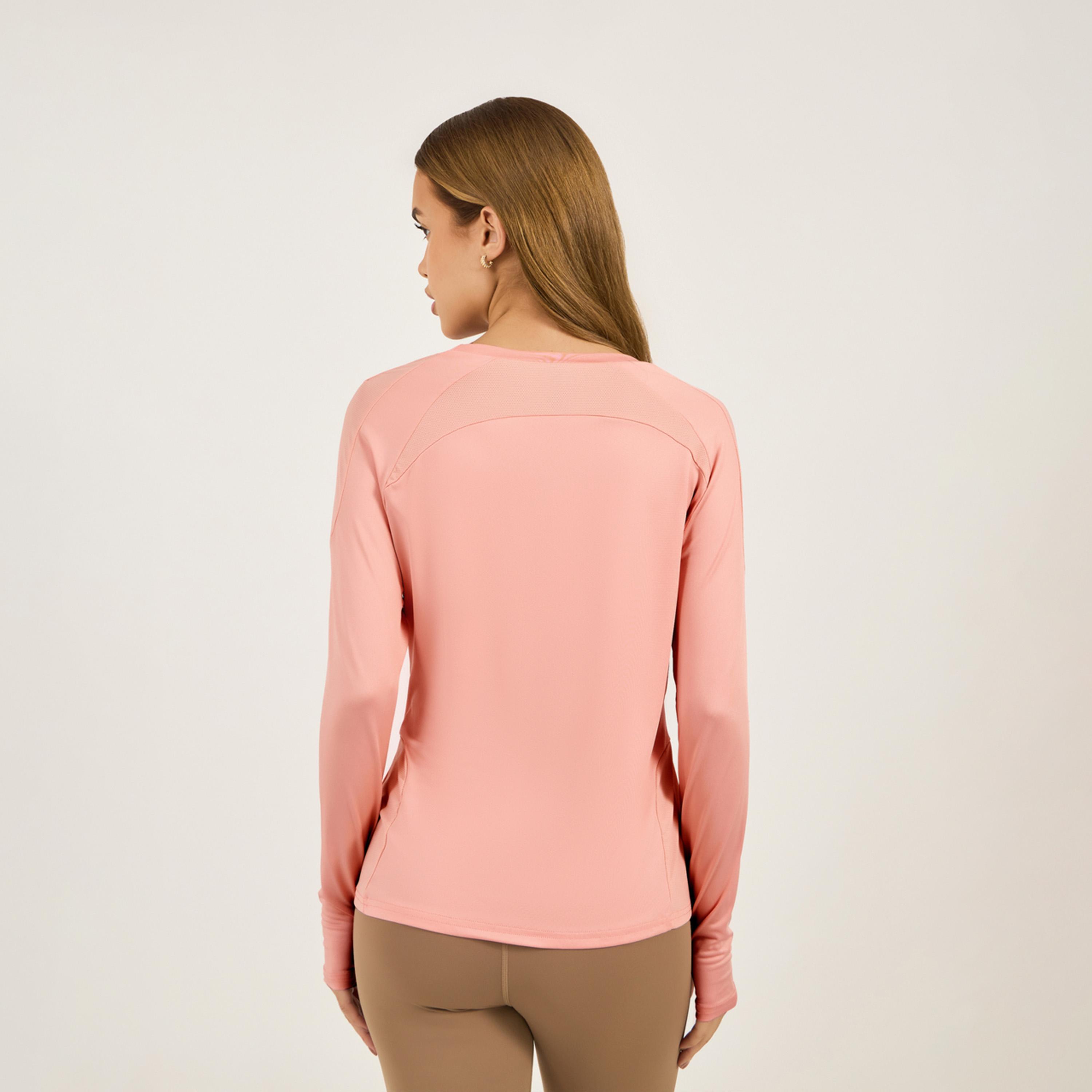 ستايلي - بلوزة رياضية بأكمام طويلة وأجزاء شبكية وفتحة إبهام-women-clothing-sportswearandactivewear-tshirtsandvests-image-4