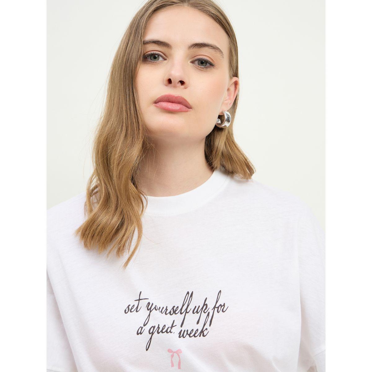 Styli Women White Slogan Print Exaggerated Shoulder Oversized T-Shirt-women-clothing-tshirts-image-4