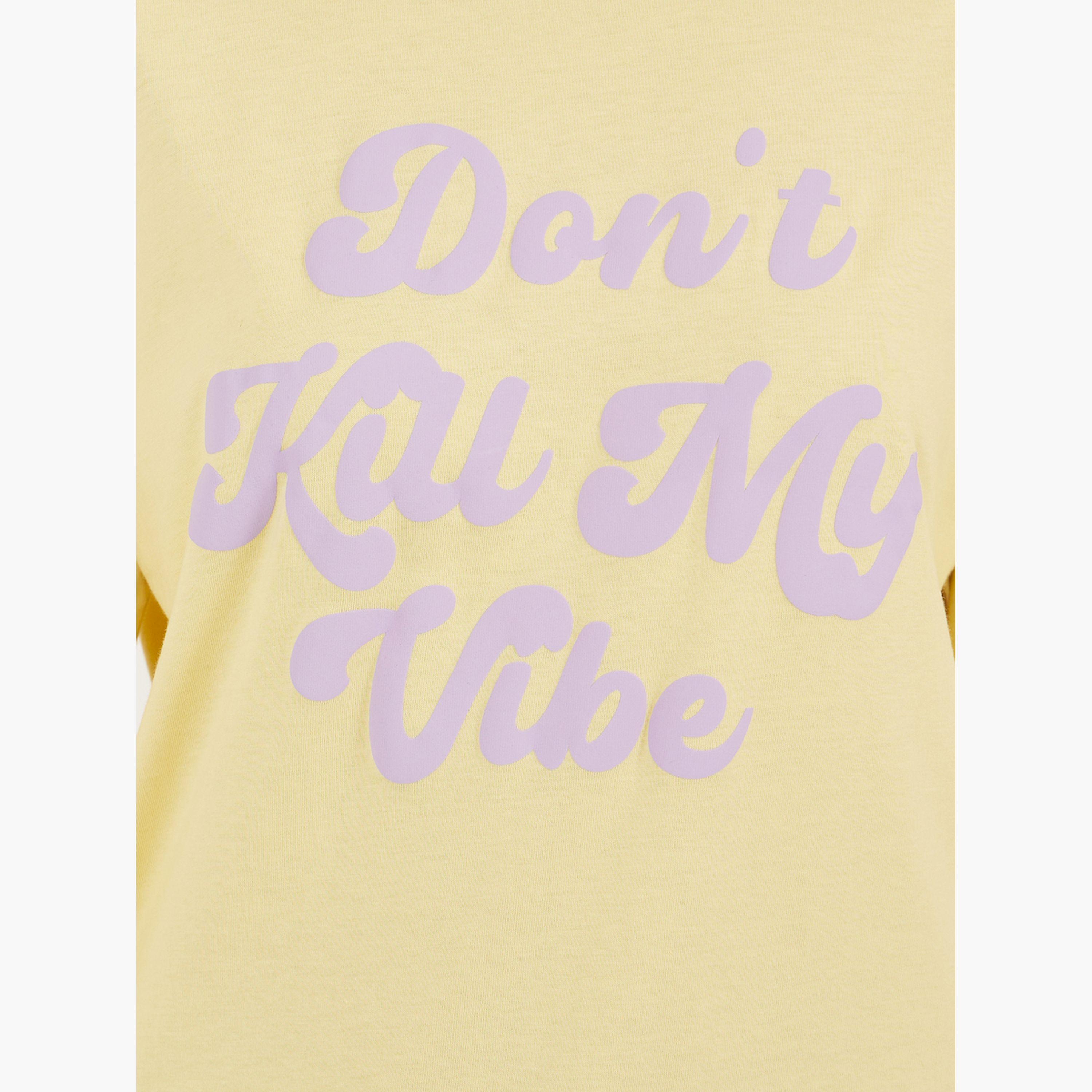 Styli Slogan Print Dropped Shoulder Oversized T-Shirt-women-clothing-tshirts-image-4