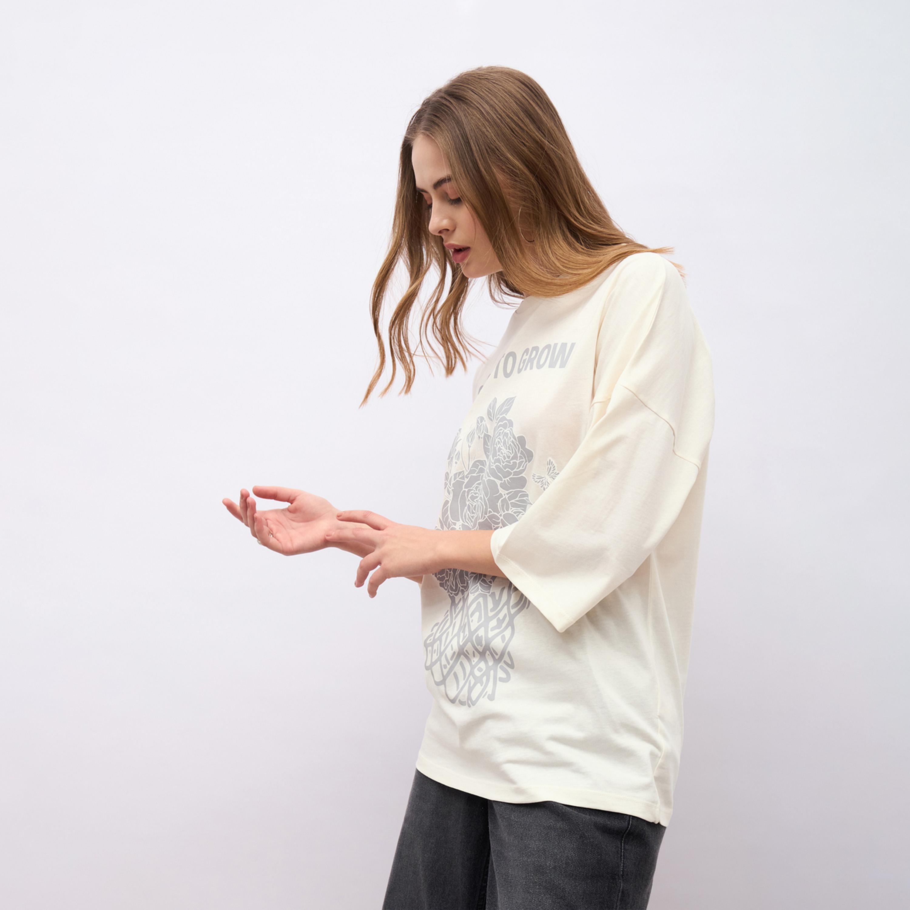 Styli Graphic Print Dropped Shoulders Oversized T-Shirt-women-clothing-tshirts-image-3