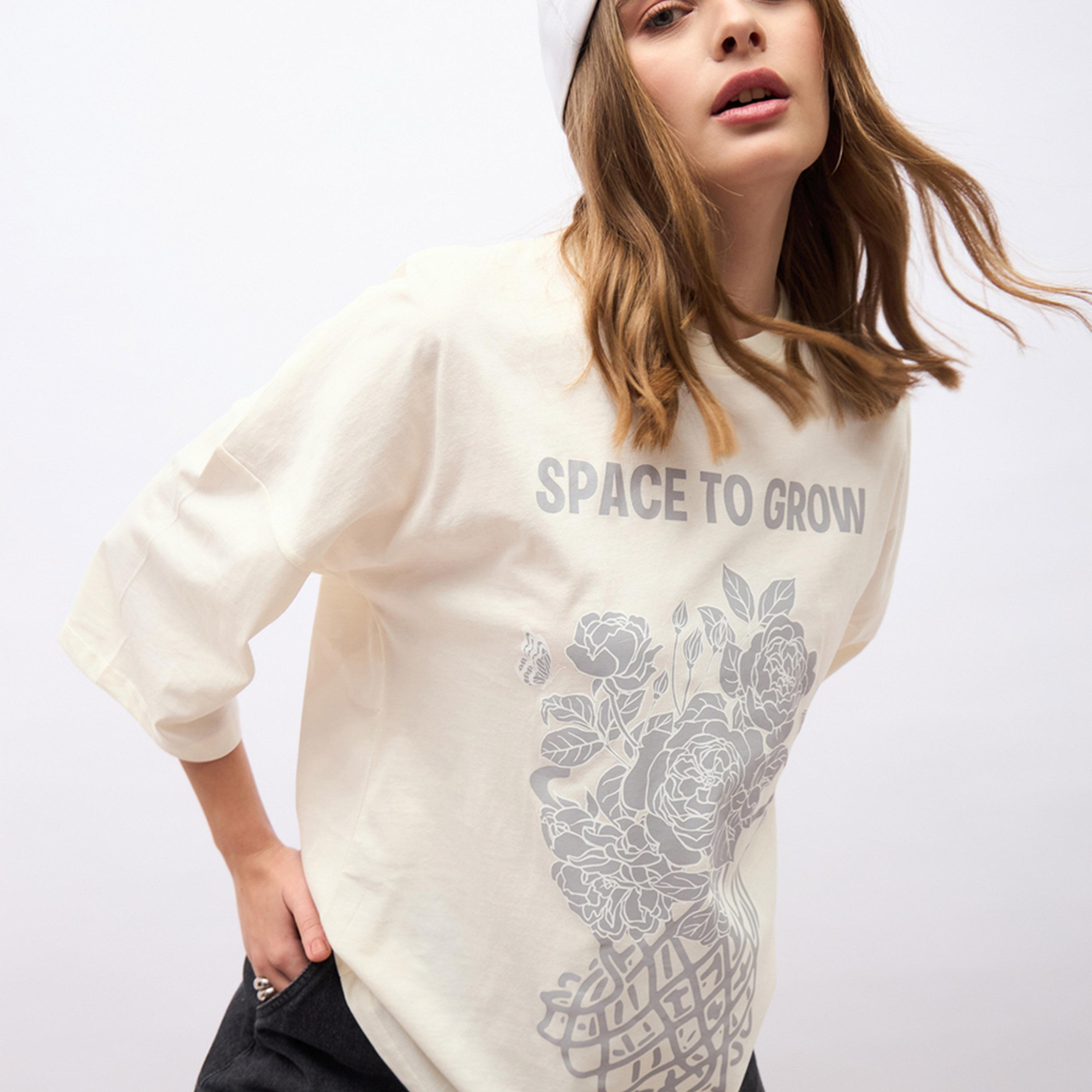 Styli Graphic Print Dropped Shoulders Oversized T-Shirt-women-clothing-tshirts-image-6