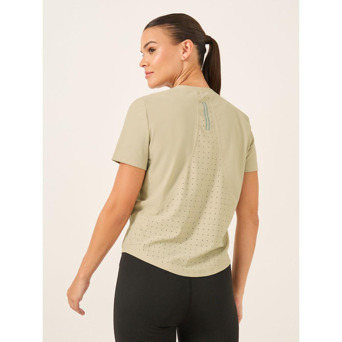 Styli Laser Cut and Back Reflective Stripe Detail Short Sleeve Top-men-clothing-sportswearandactivewear-tshirtsandpolos-image-4