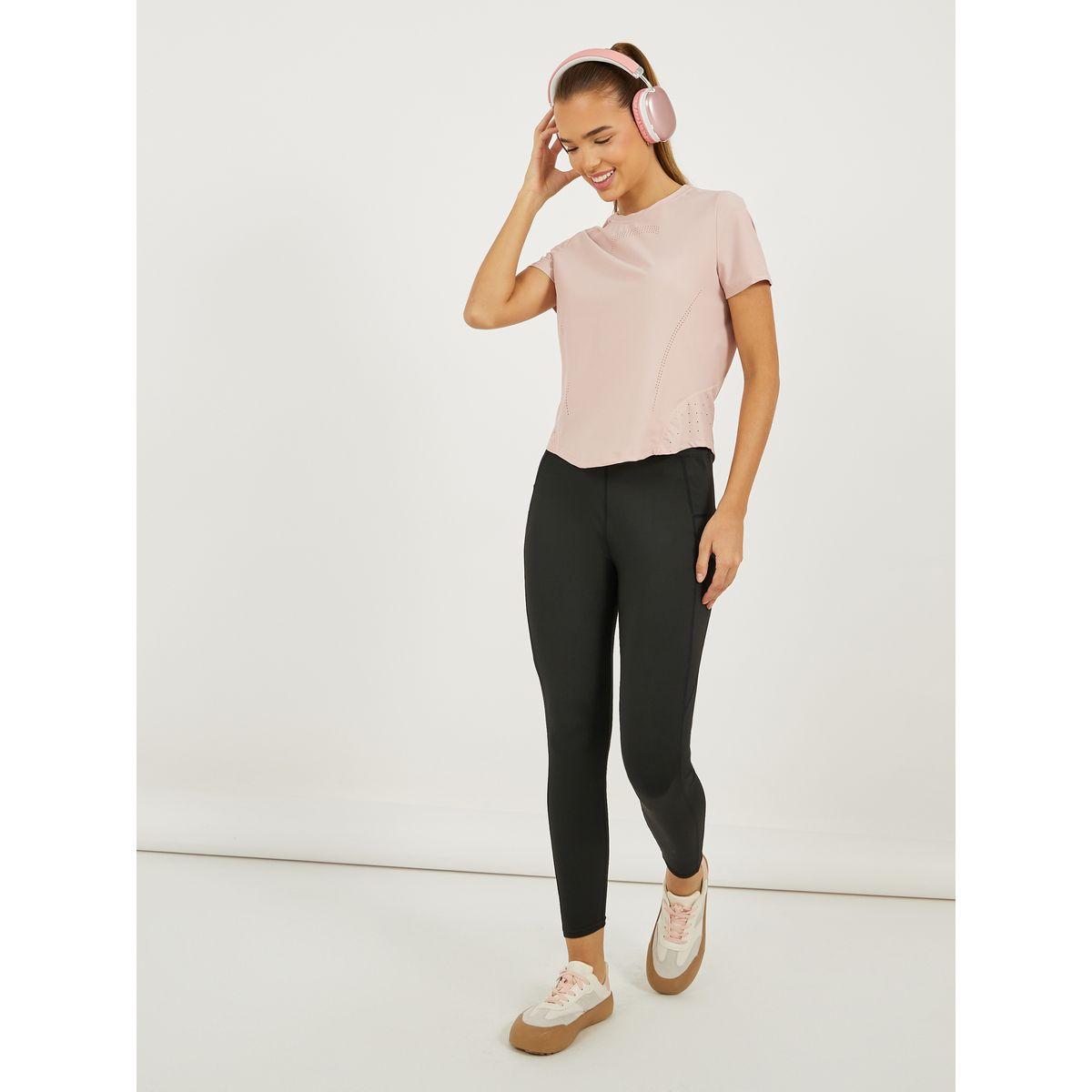 بلوزة بشريط عاكس للإضاءة مع أكمام قصيرة-women-clothing-sportswearandactivewear-tshirtsandvests-image-2