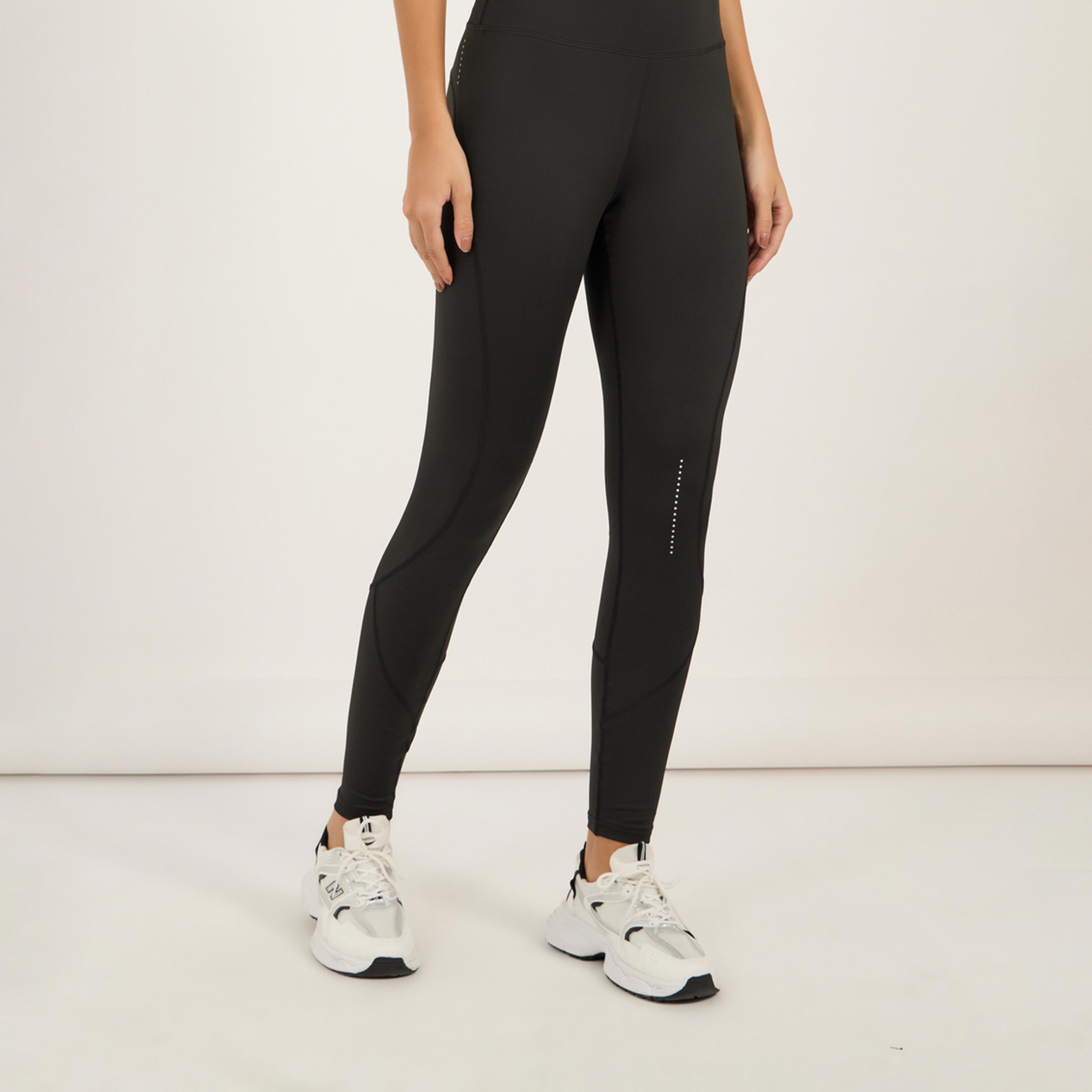 ستايلي - بنطال رياضي بطول كامل وتفاصيل عاكسة عند الركبة-women-clothing-sportswearandactivewear-bottoms-joggersandtrackpants-image-1