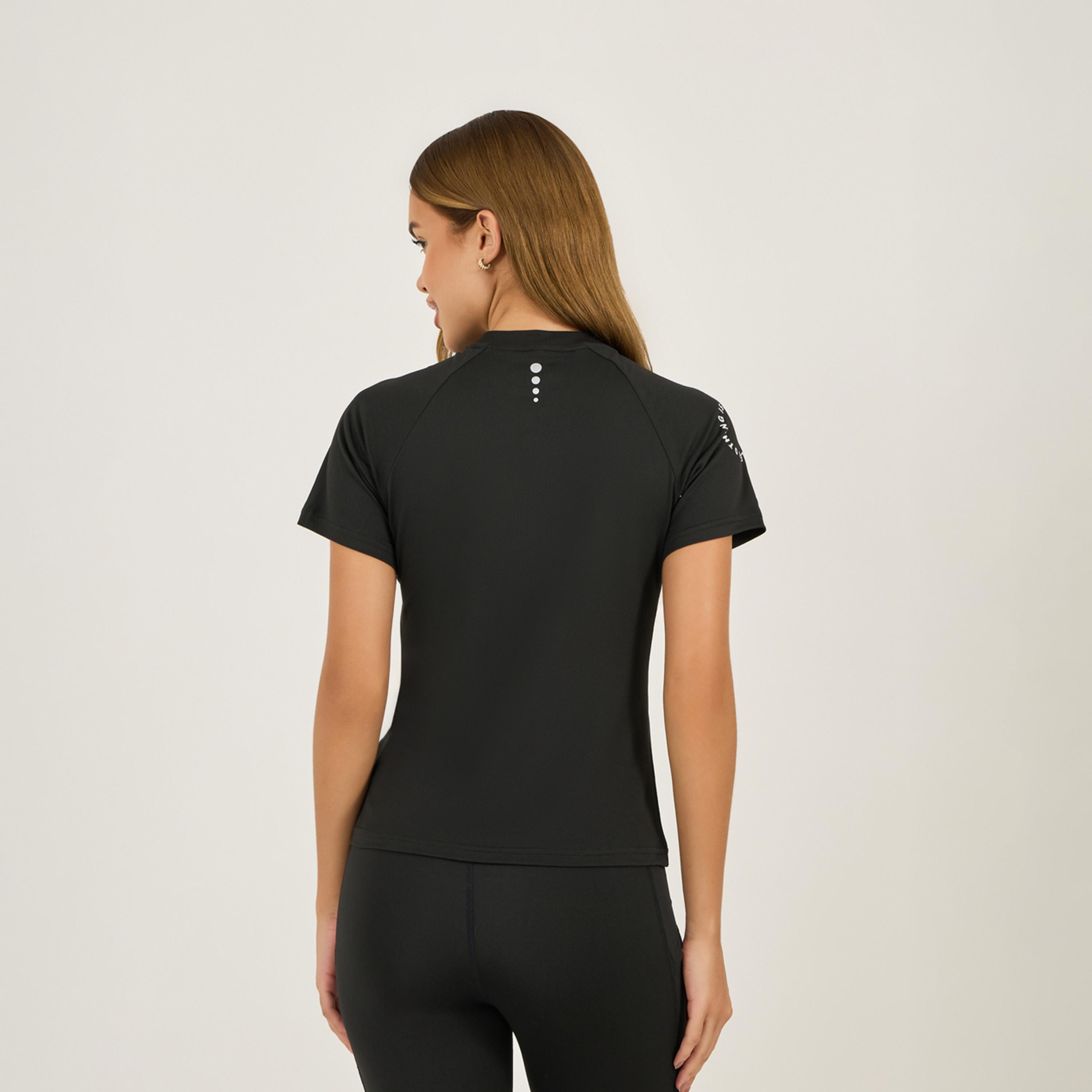 Styli Active Back Gradient Reflective Dot Short Sleeves Top-women-clothing-sportswearandactivewear-tshirtsandvests-image-5