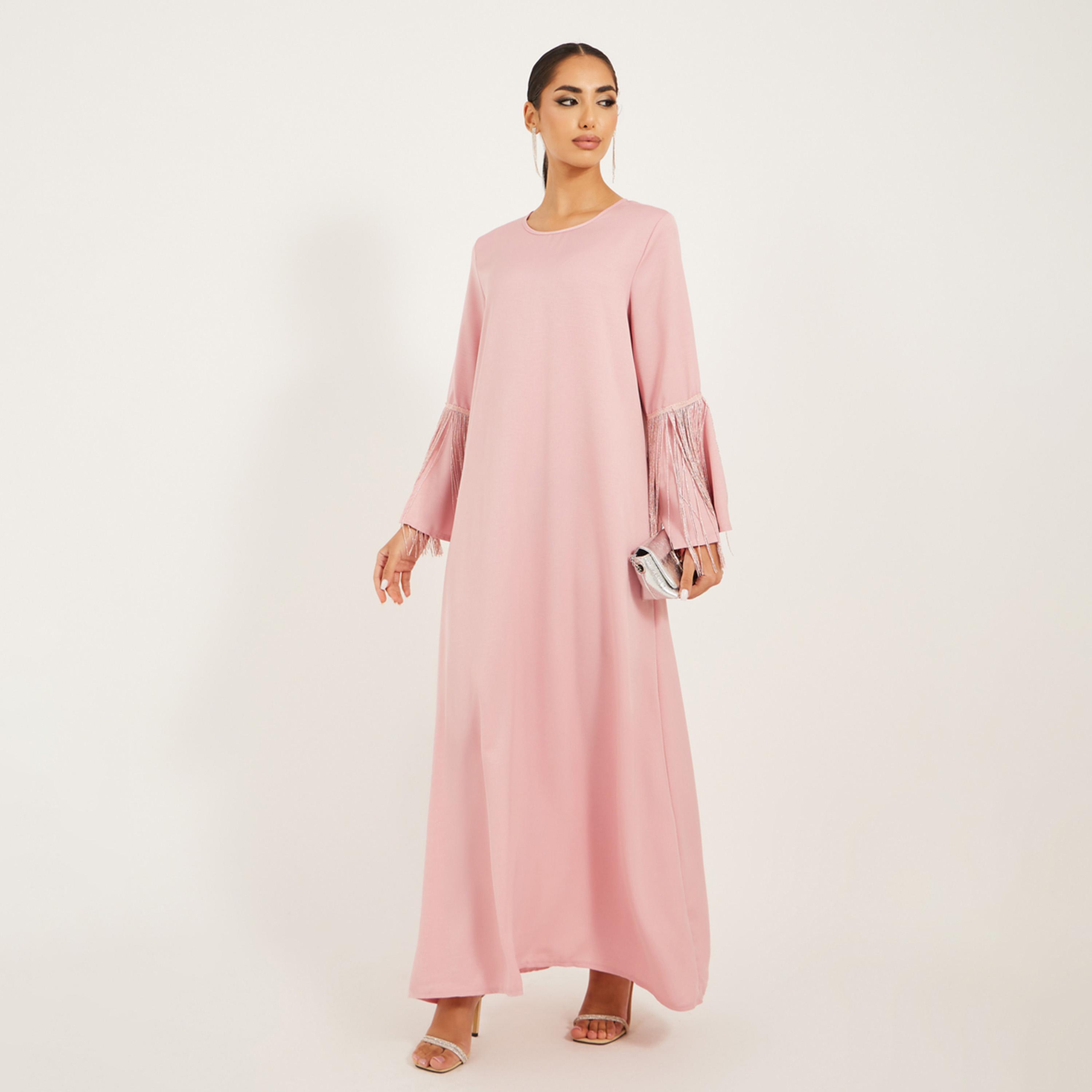 ستايلي - جلابية من الساتان غير اللامع مع حواف شراشيب على أطراف الأكمام-women-arabicclothing-jalabiyas-image-1