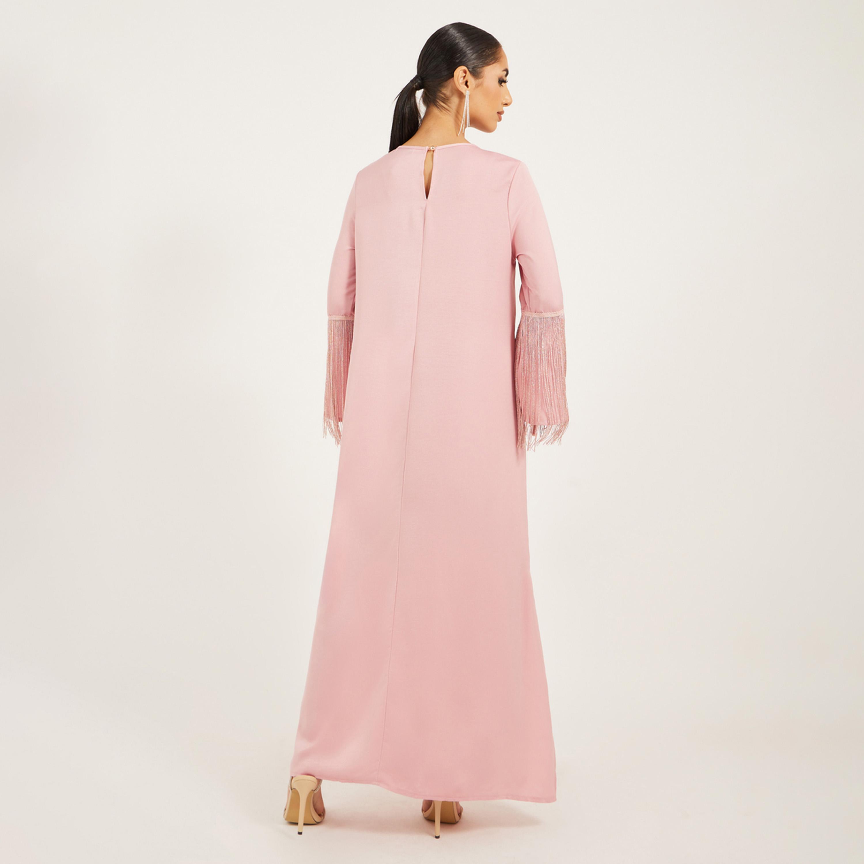 ستايلي - جلابية من الساتان غير اللامع مع حواف شراشيب على أطراف الأكمام-women-arabicclothing-jalabiyas-image-5