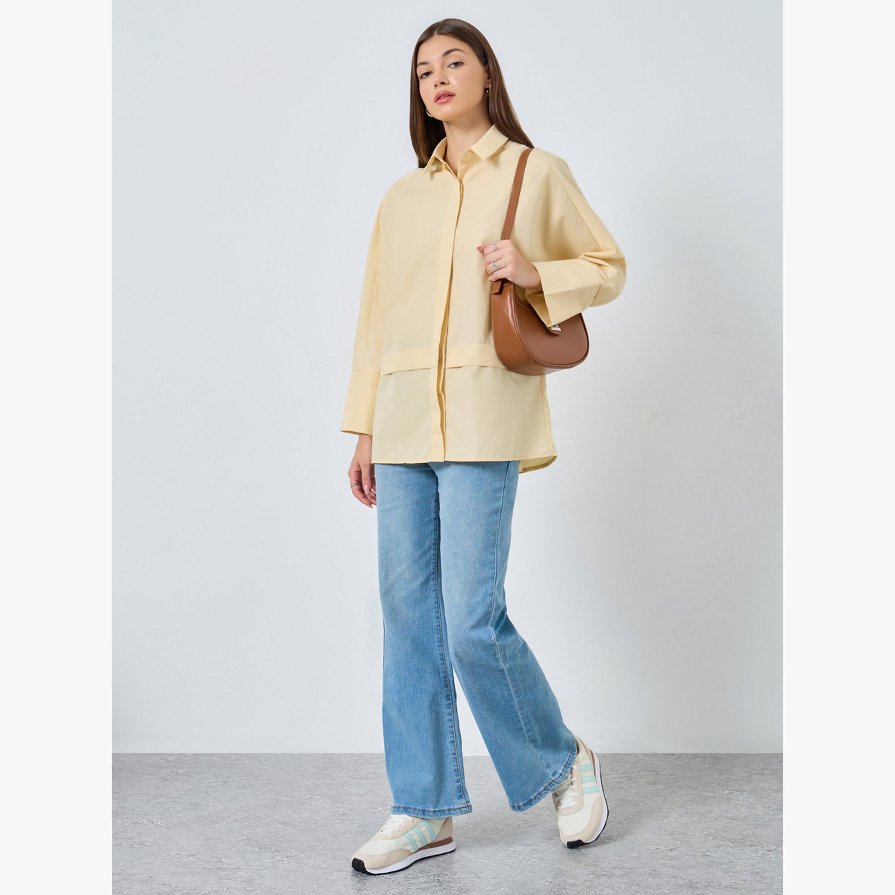 ستايلي - قميص تصميم واسع بأزرار وتفاصيل لوحة للنساء-women-clothing-shirtsandblouses-shirts-image-2