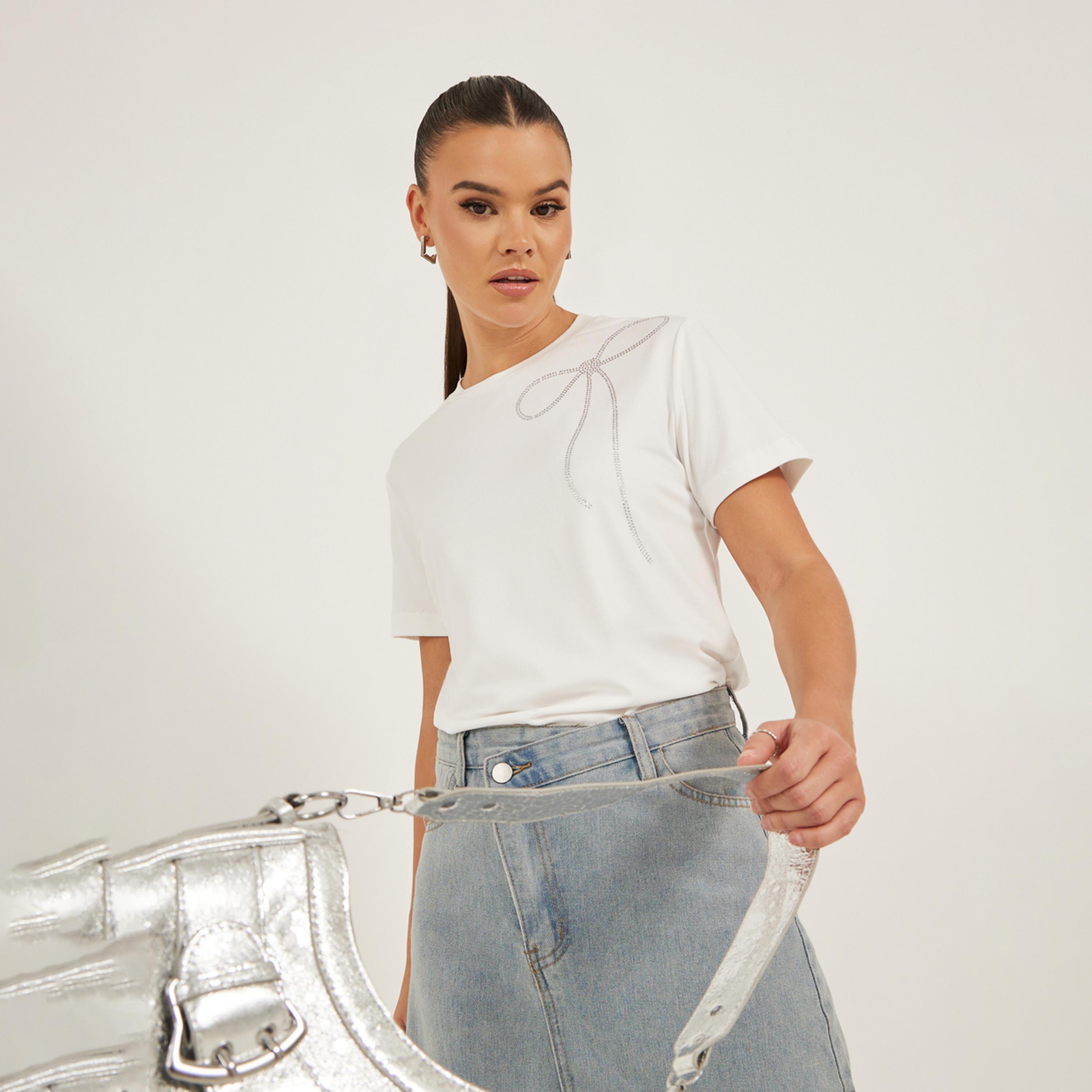 Styli Bow Embellished Detail Regular Fit T-Shirt-women-clothing-tshirts-image-1