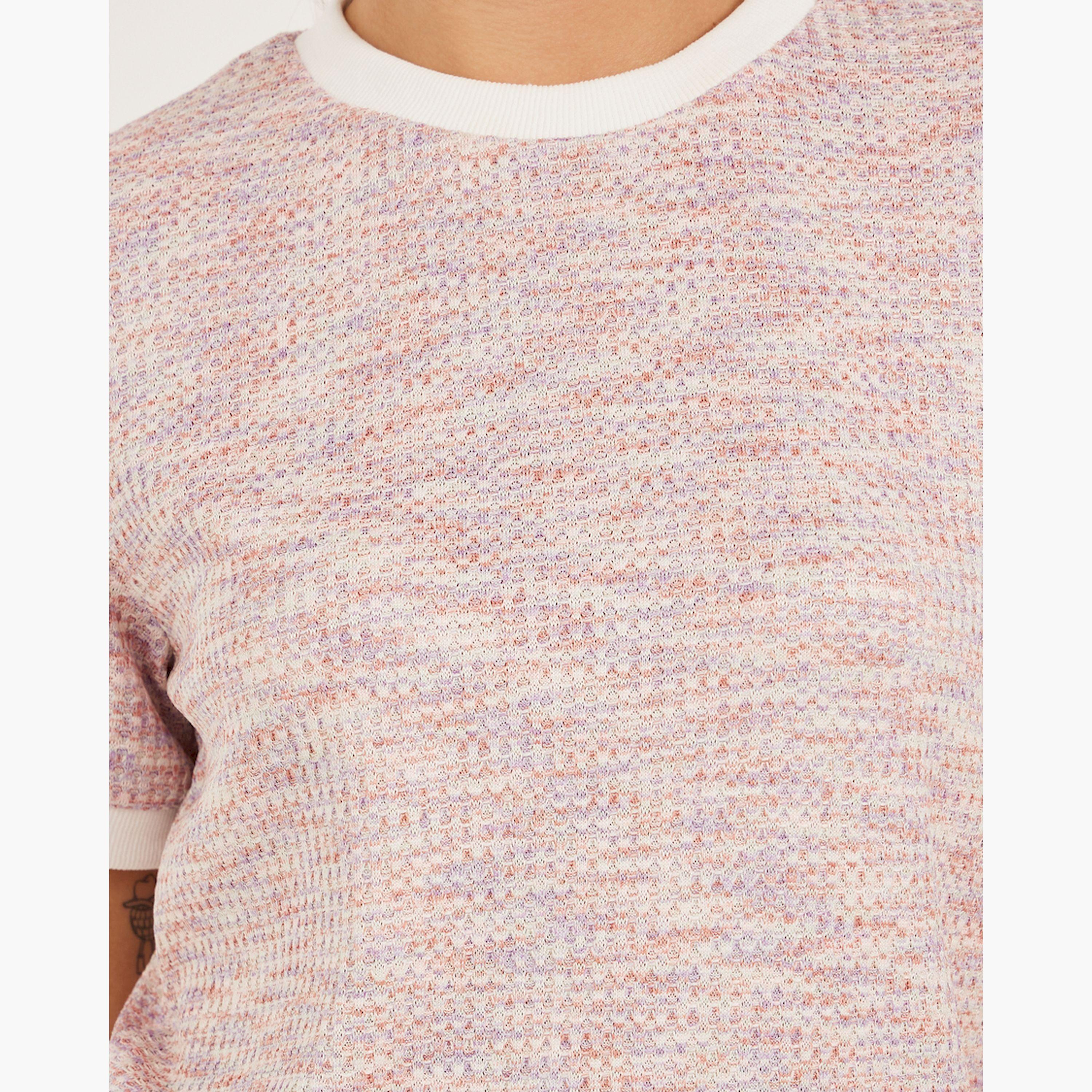 ستايلي - تي شيرت بأكمام قصيرة وقصة عادية ومظهر قماش التويد-women-clothing-tshirts-image-4