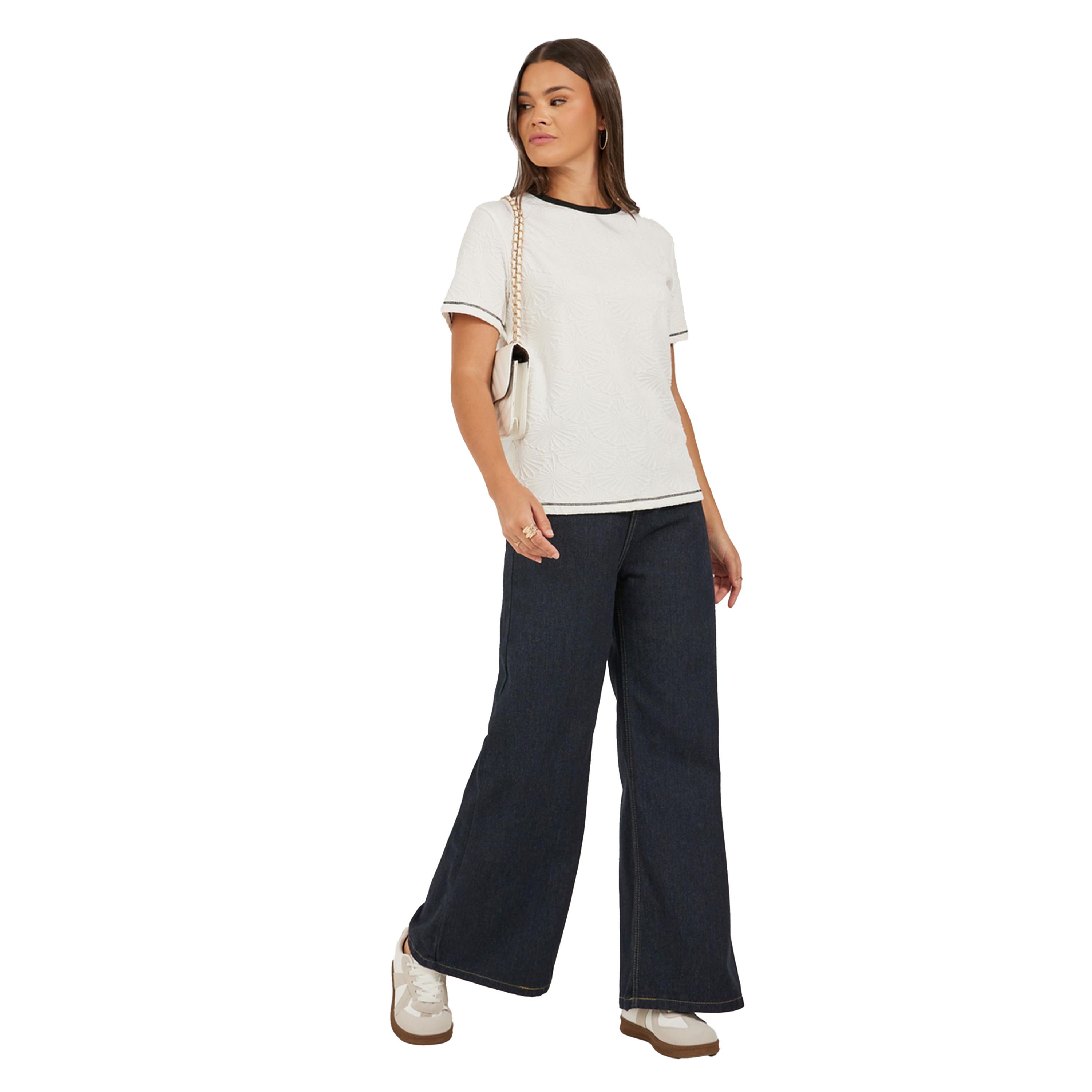 ستايلي -  تي شيرت بأكمام قصيرة ورقبة دائرية منقوش-women-clothing-tshirts-image-2