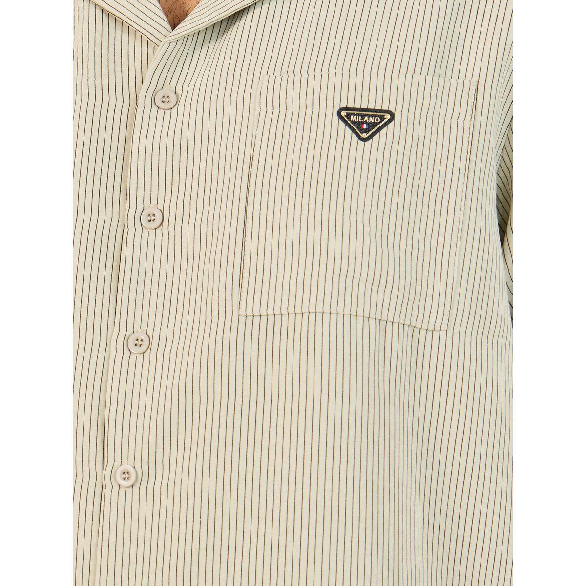 مجموعة من شورت وقميص منسوج مزين بشارة مُرقعة-men-clothing-nightwear-sets-image-3