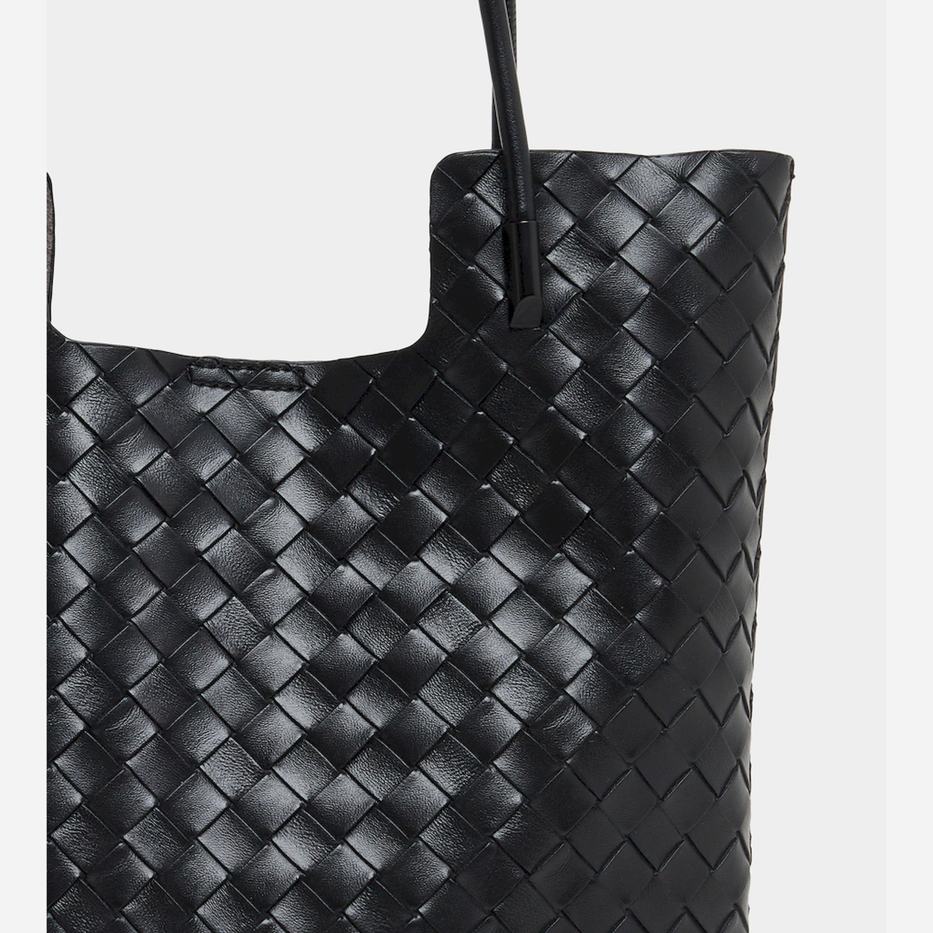 ستايلي - حقيبة كتف بسطح محبب-women-bagsandwallets-handbags-image-3