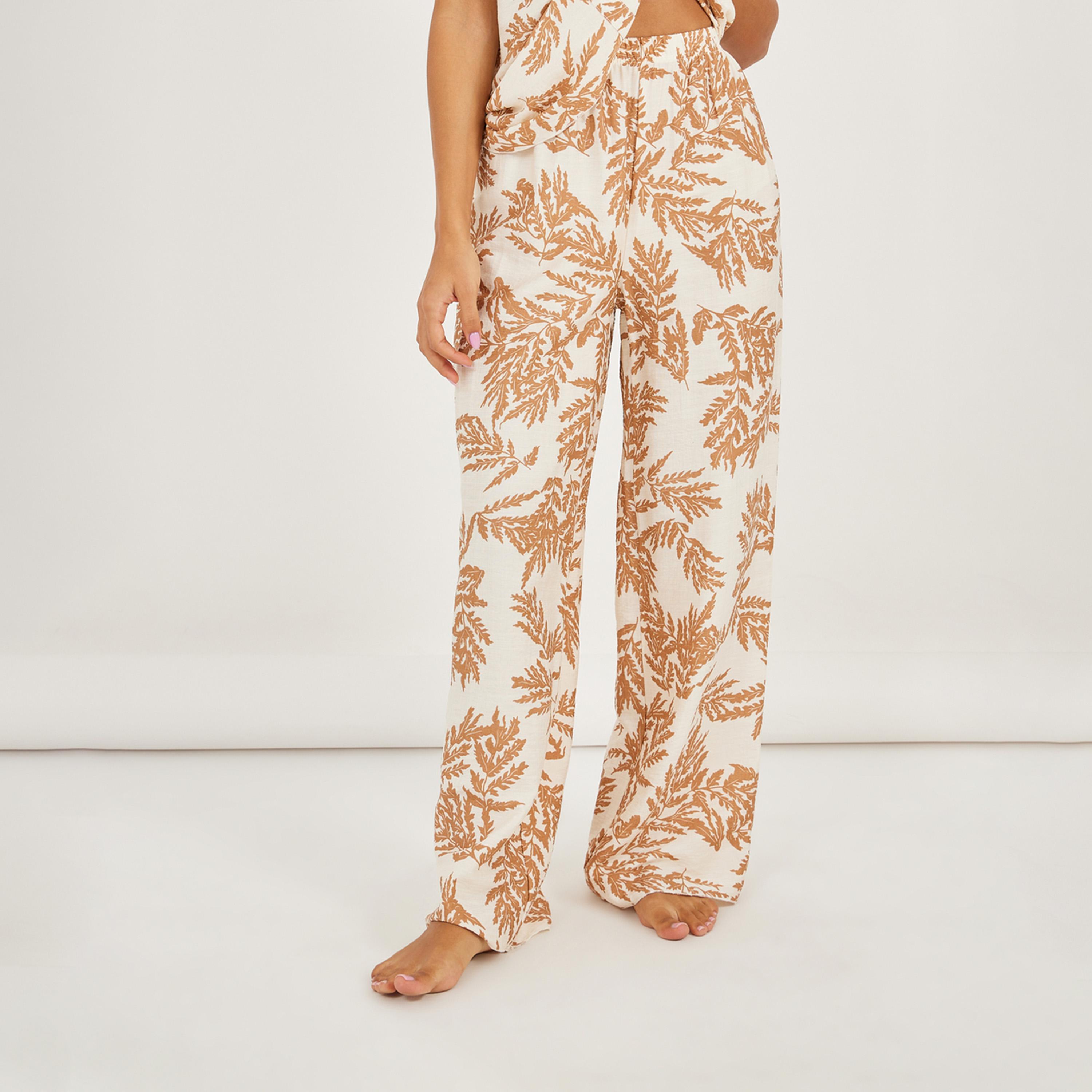Styli Unwind All Over Palm Print Viscose Top & Pyjama Set-women-clothing-nightwear-pyjamas-longsets-image-4