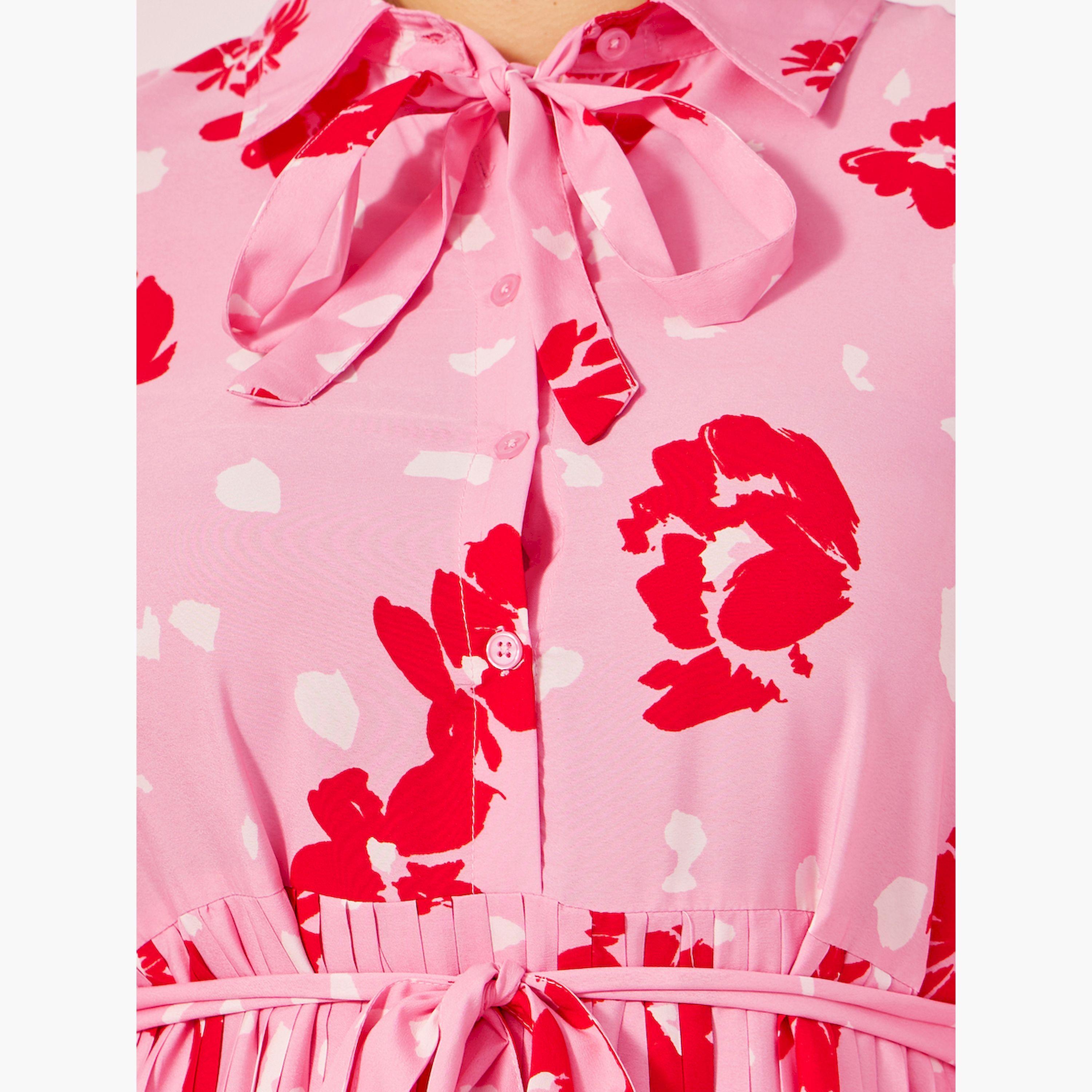 Styli Plus Size Floral Print Pleated A-Line Maxi Dress-women-clothing-dresses-image-4