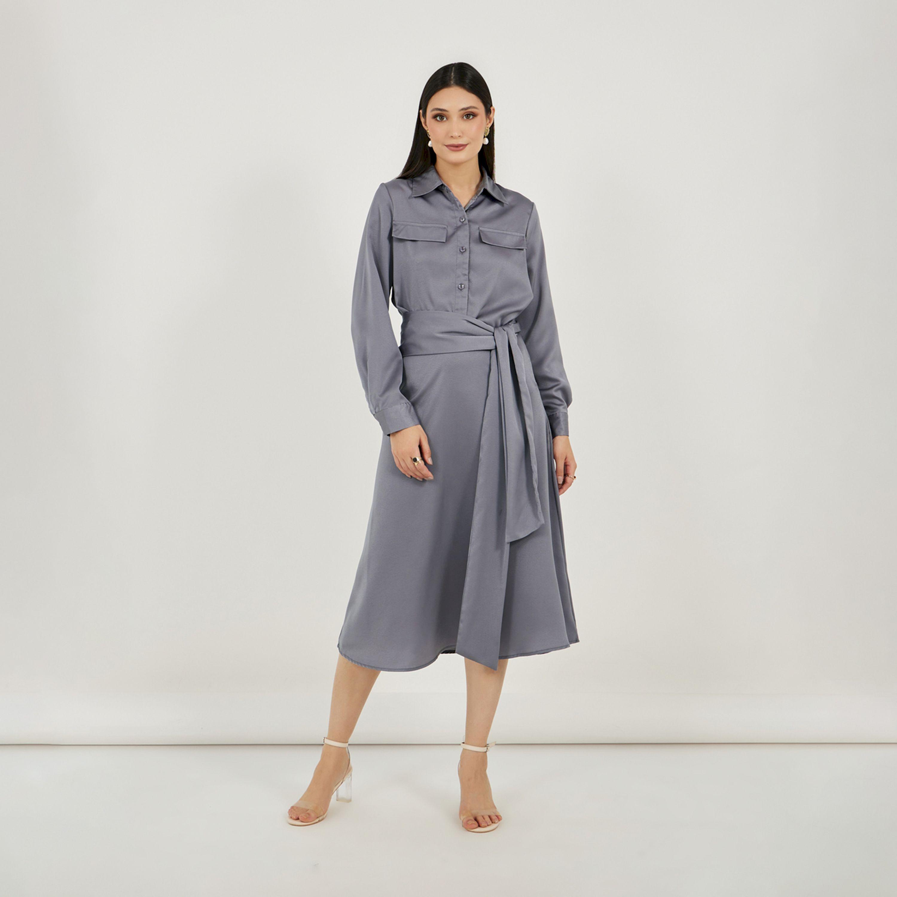 ستايلي - فستان متوسط الطول بنمط قميص ساتان مع حزام ربط-women-clothing-dresses-image-1