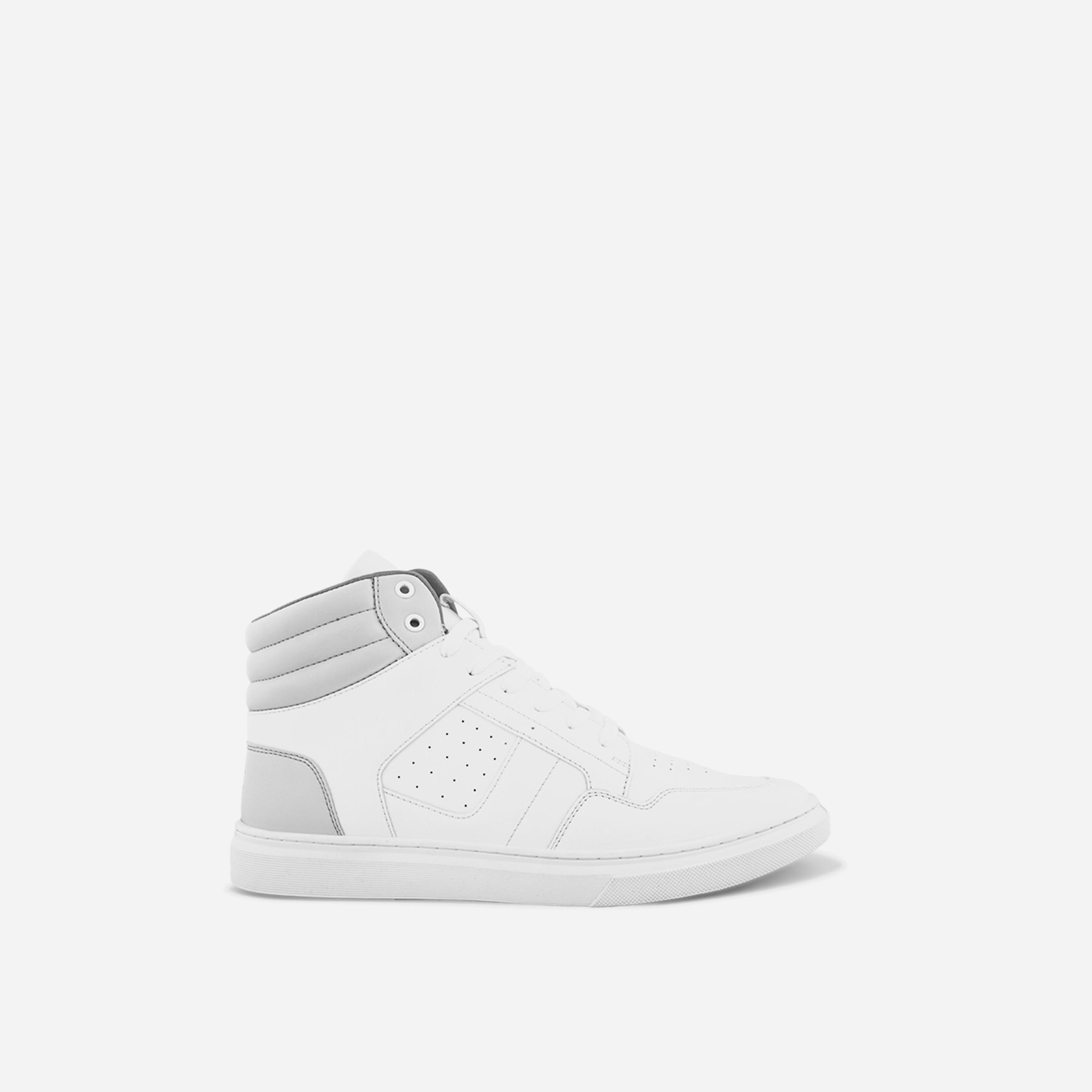 ستايلي-  حذاء رياضي عالي الجودة بأربطة ملونة-men-shoes-sneakers-image-4