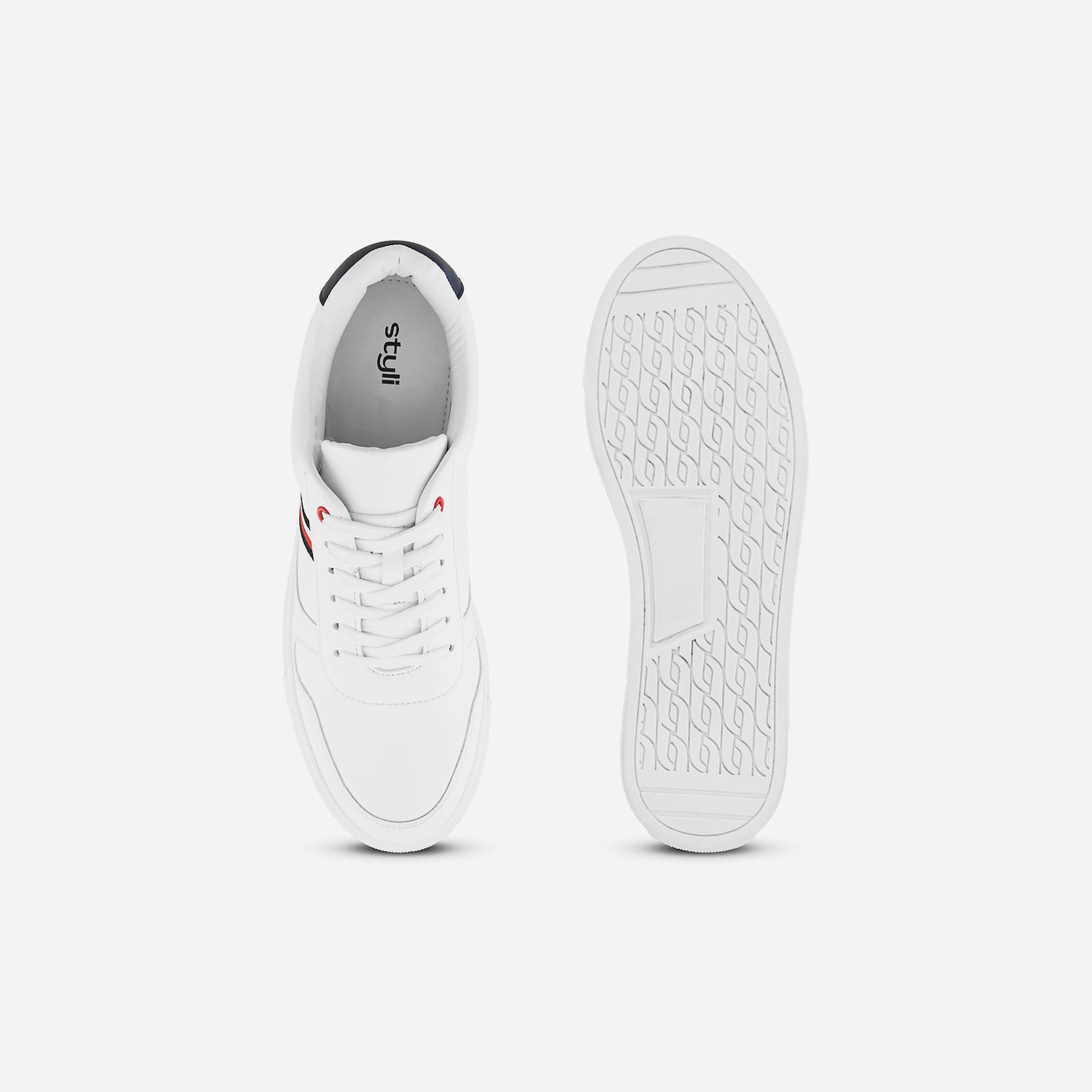 ستايلي - حذاء رياضي ذو نعل سميك ورباط-men-shoes-sneakers-image-2
