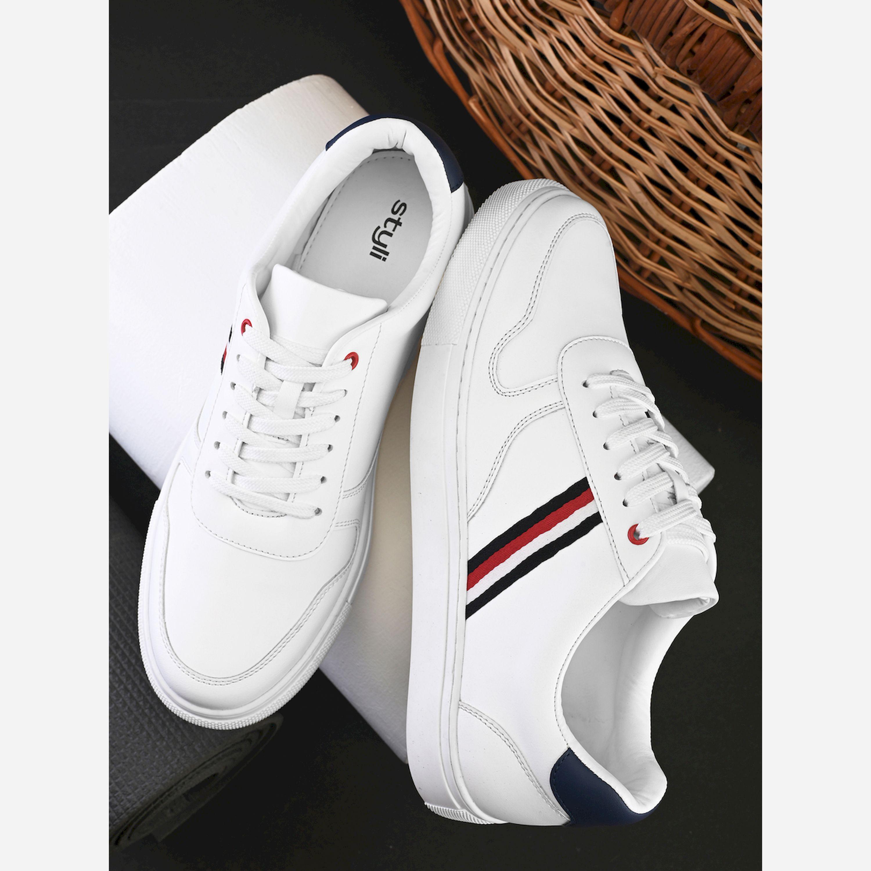 ستايلي - حذاء رياضي ذو نعل سميك ورباط-men-shoes-sneakers-image-3
