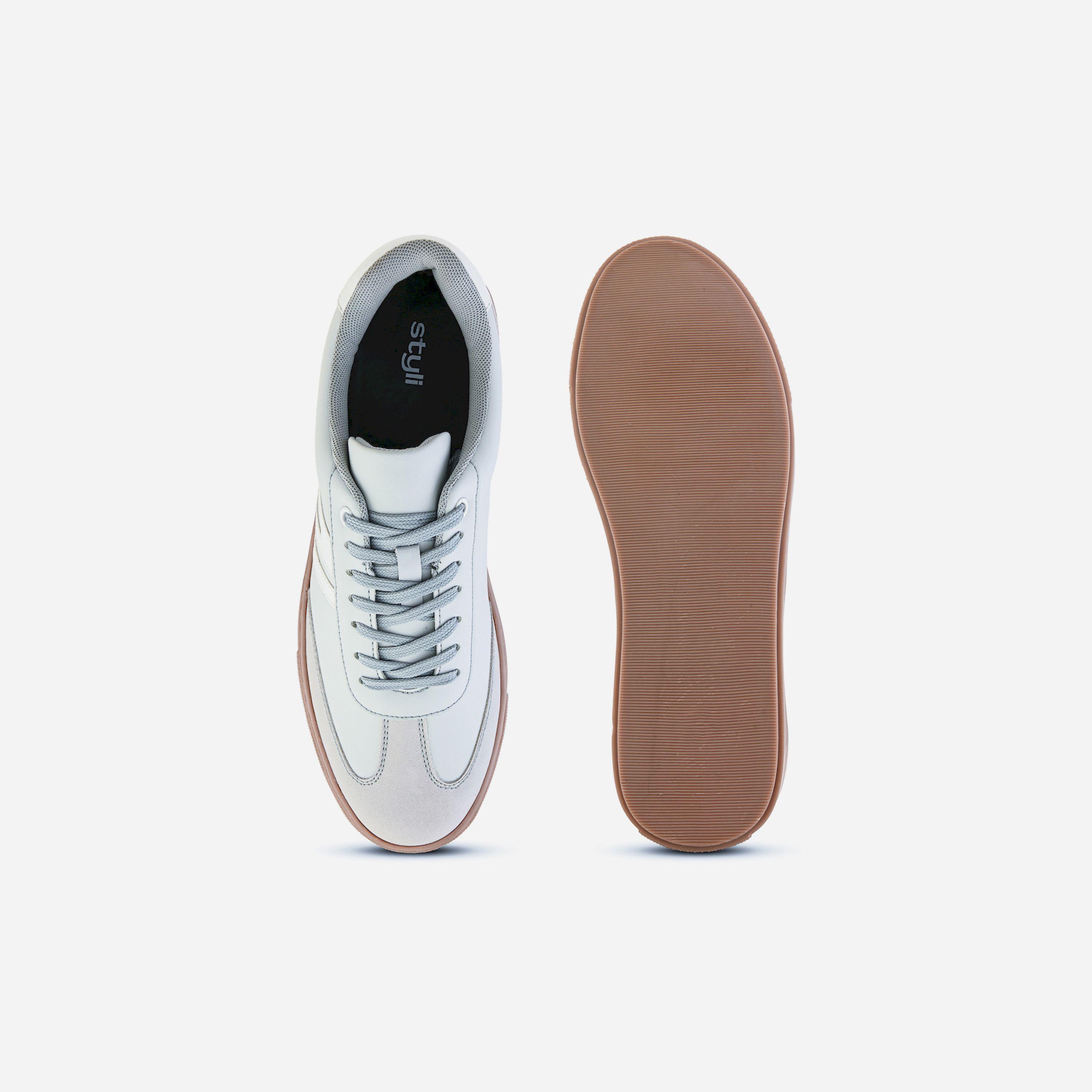 ستايلي - حذاء رياضي بخطين ونعل مطاطي ورباط-men-shoes-sneakers-image-3