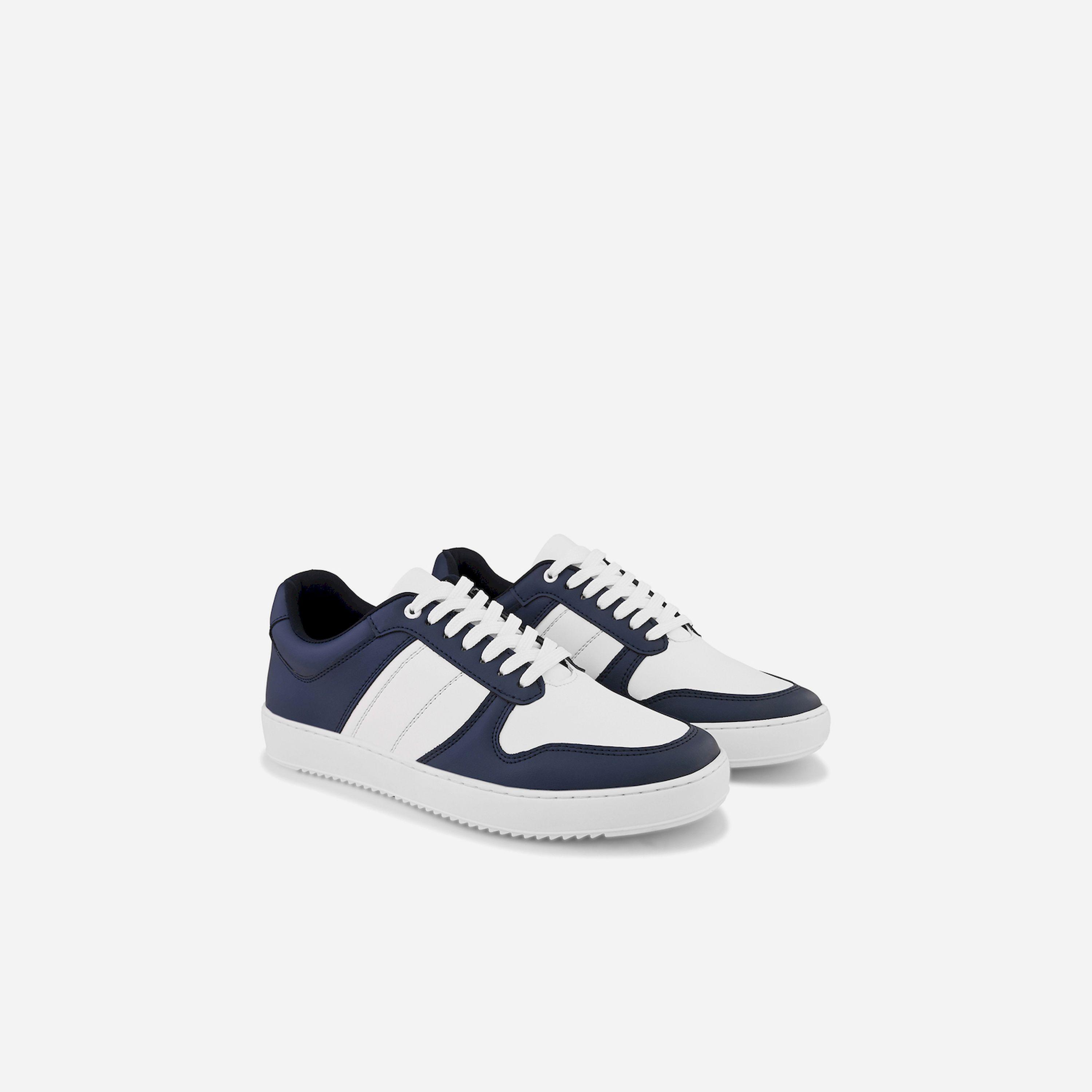 ستايلي - حذاء رياضي متعدد الألوان برباط-men-shoes-sneakers-image-1