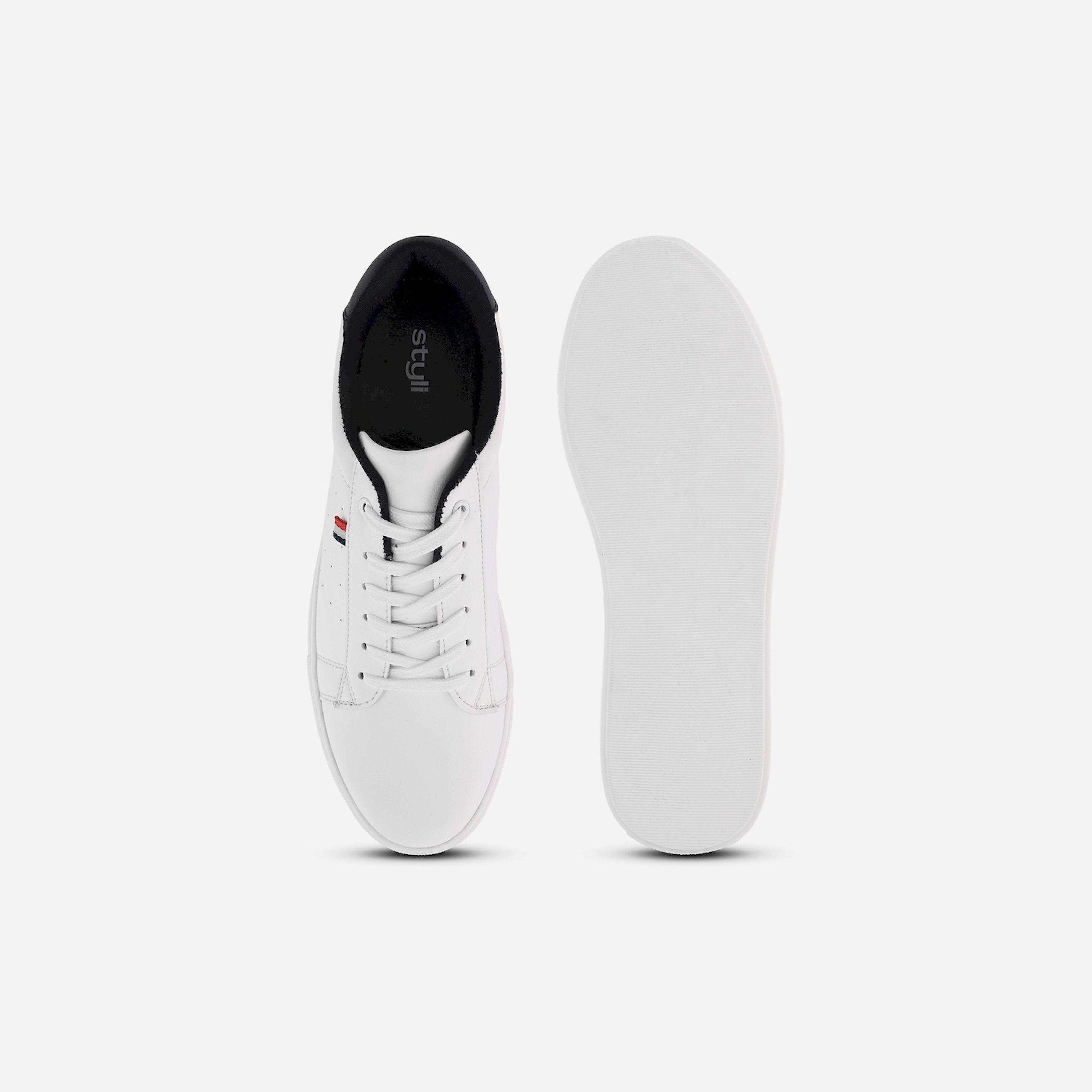 ستايلي - حذاء رياضي برباط ونعل مسطح وكعب متباين-men-shoes-sneakers-image-2