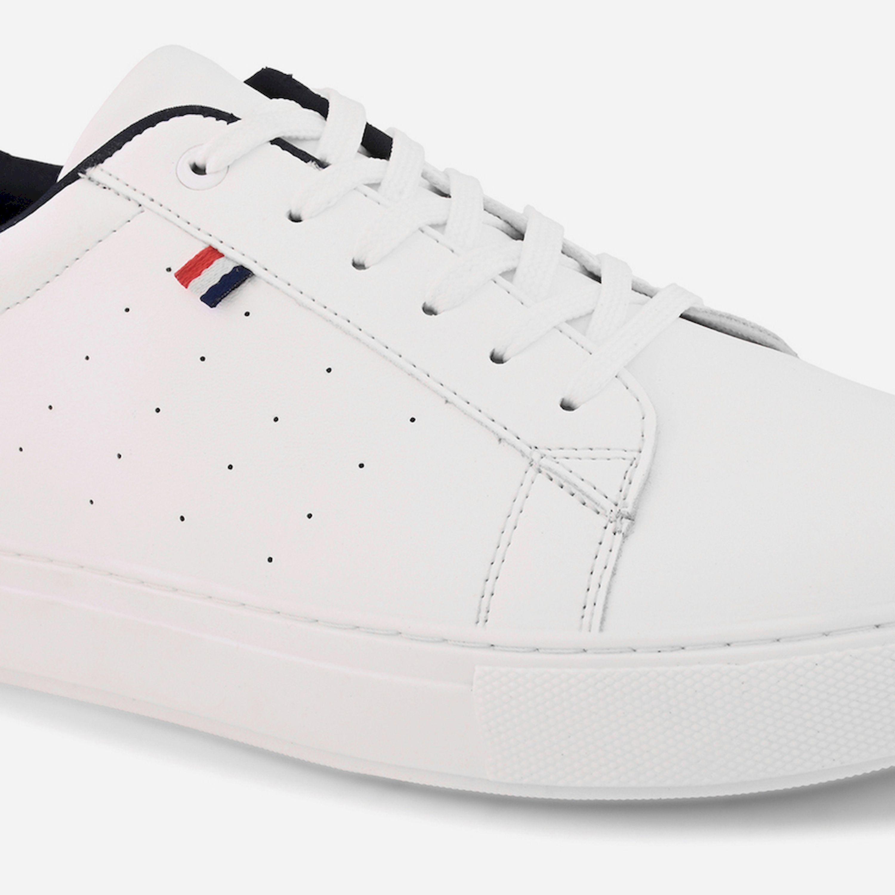 Styli Contrast Heel Flat Sole Lace Up Sneakers-men-shoes-sneakers-image-5