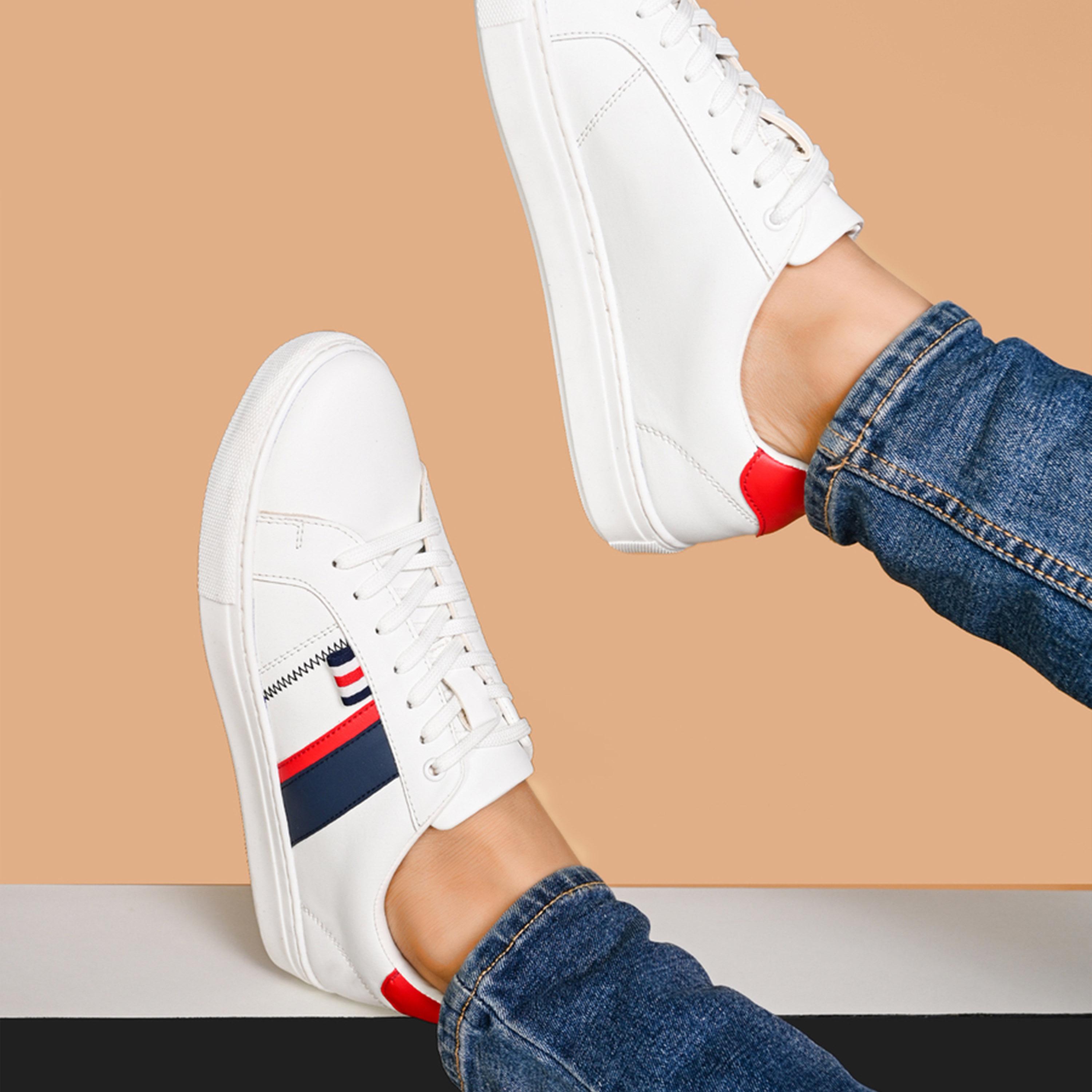 Styli Stripe Detailed Heel Pop Flt Sole Sneakers-men-shoes-sneakers-image-4