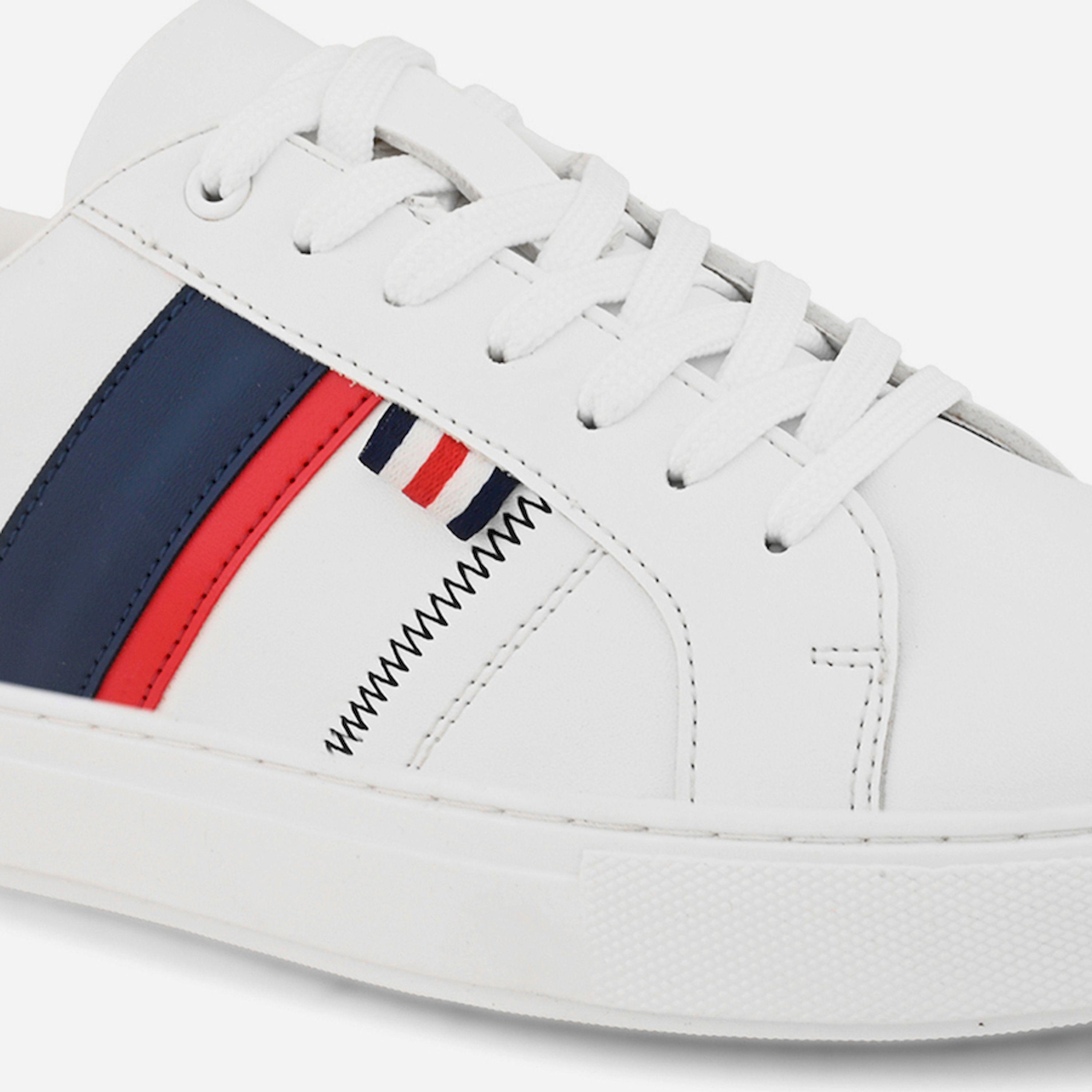 Styli Stripe Detailed Heel Pop Flt Sole Sneakers-men-shoes-sneakers-image-5